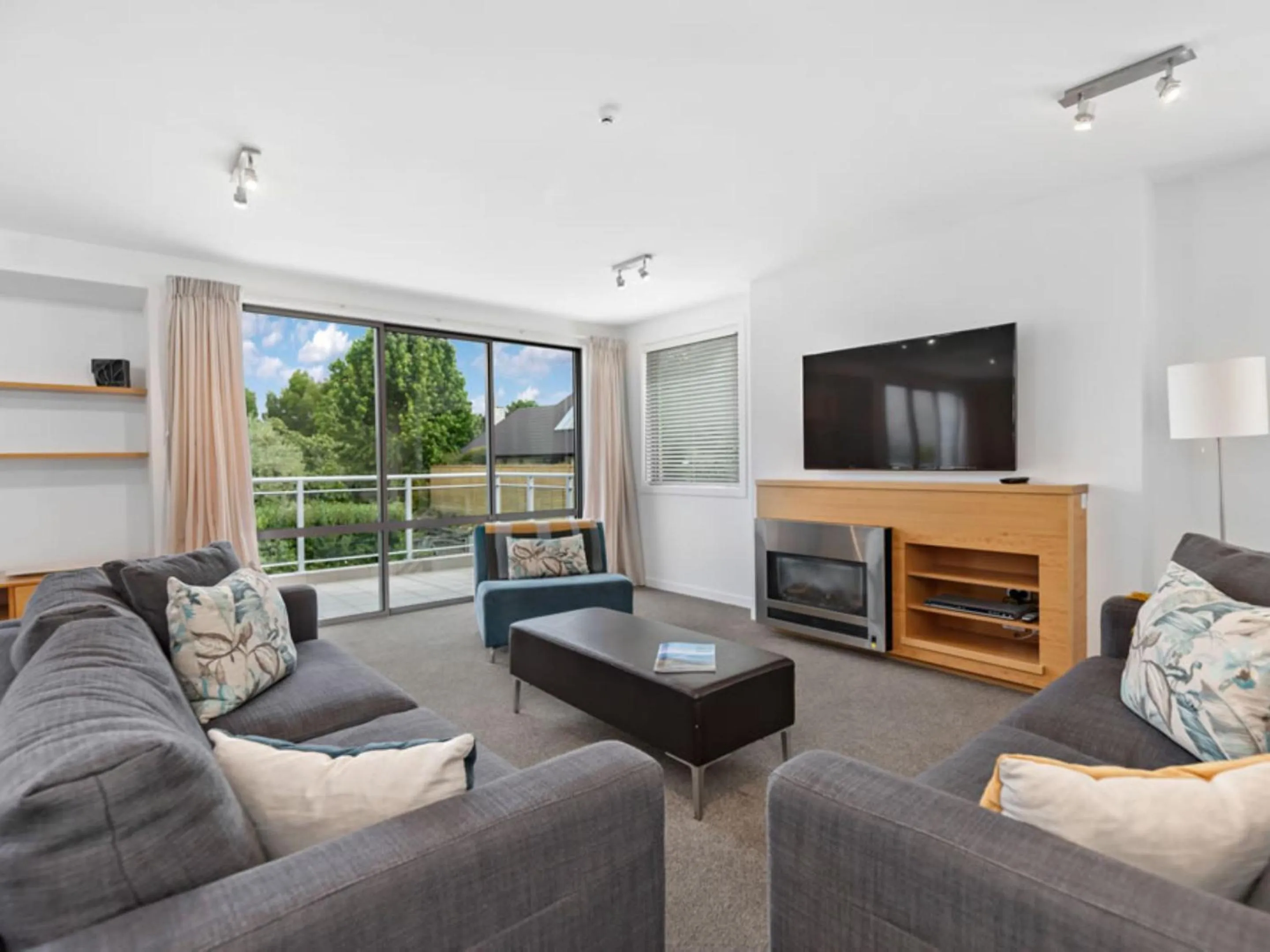 Living room in Belvedere Apartments