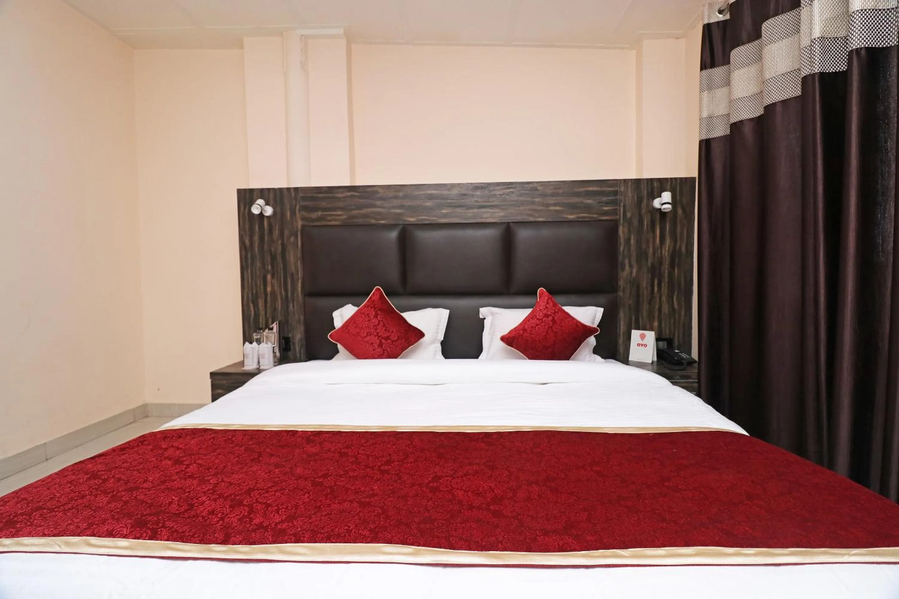 Bedroom, Bed in Hotel O Abc Residency