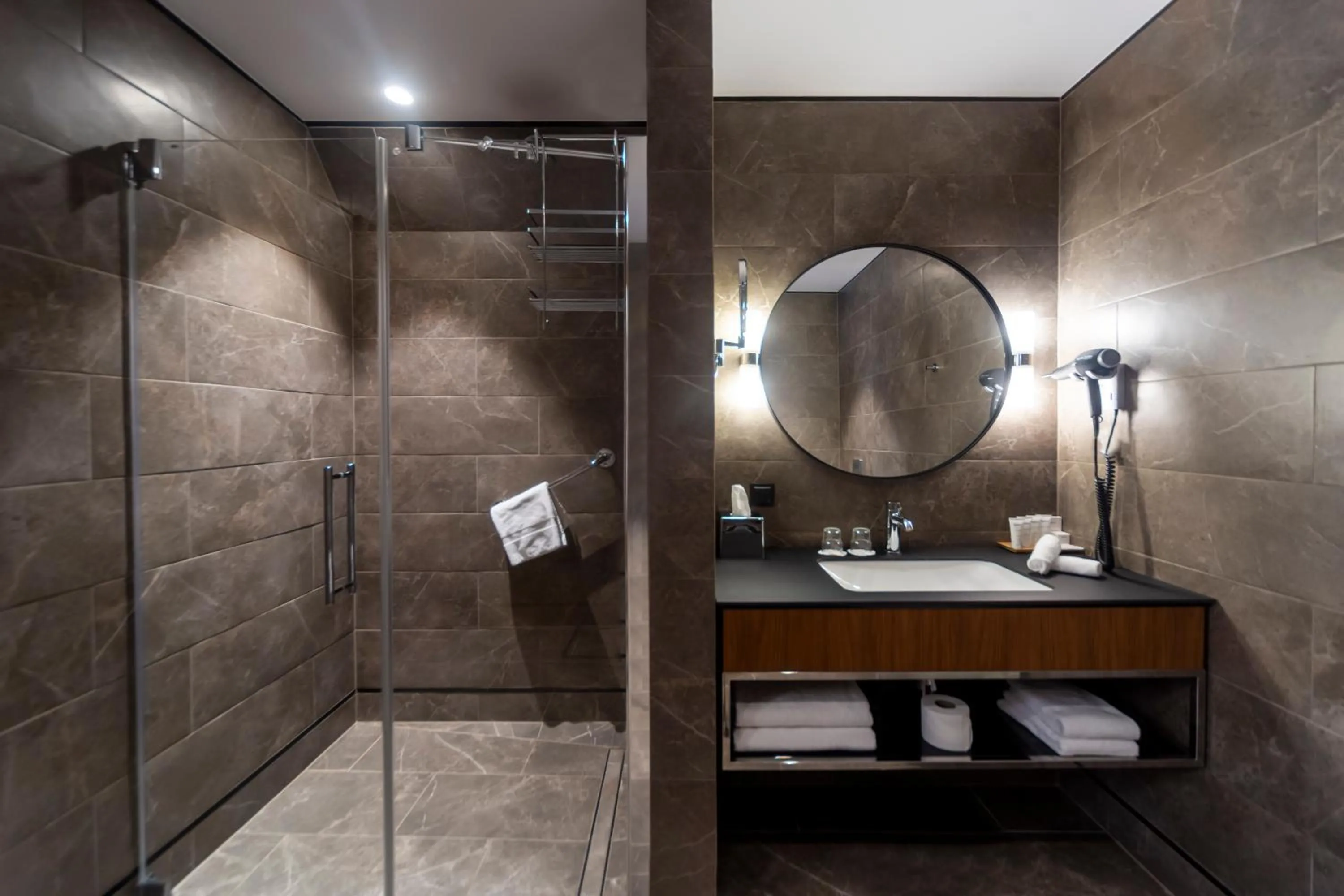 Bathroom in Radisson Hotel & Apartments Gdansk