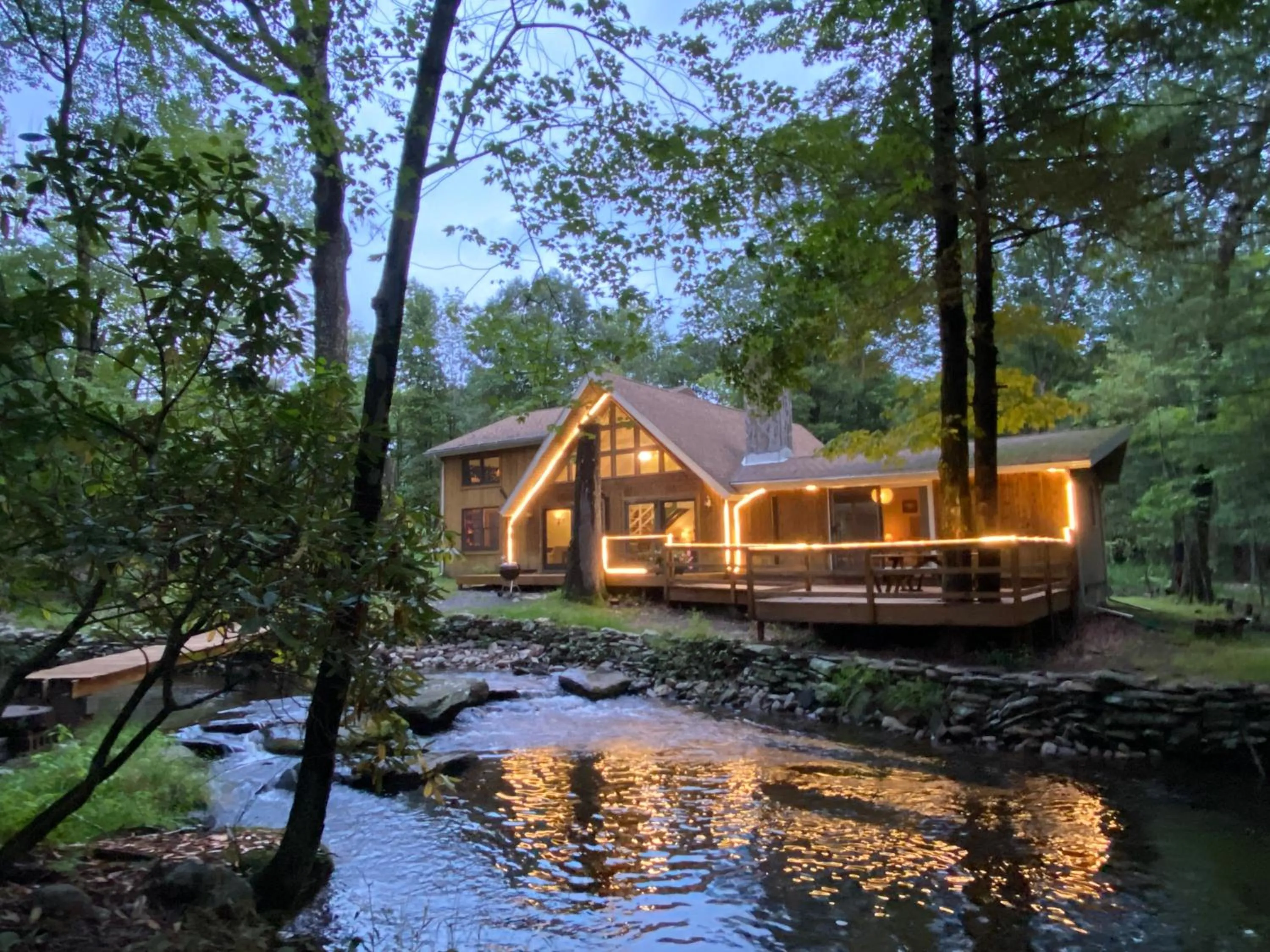 Secluded Greekside Cabin near Camelback