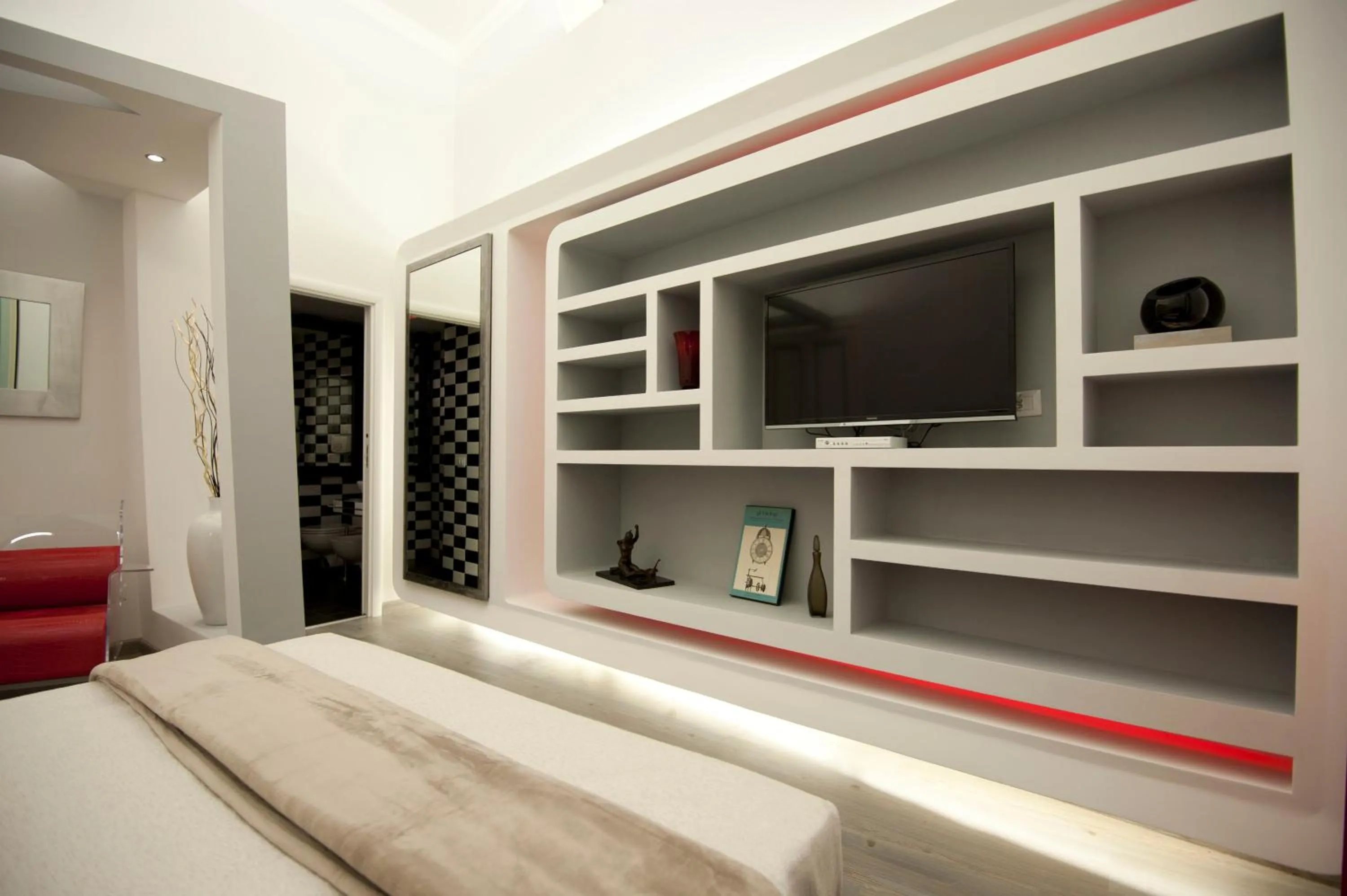 Bedroom, Bed in Luxury on the River