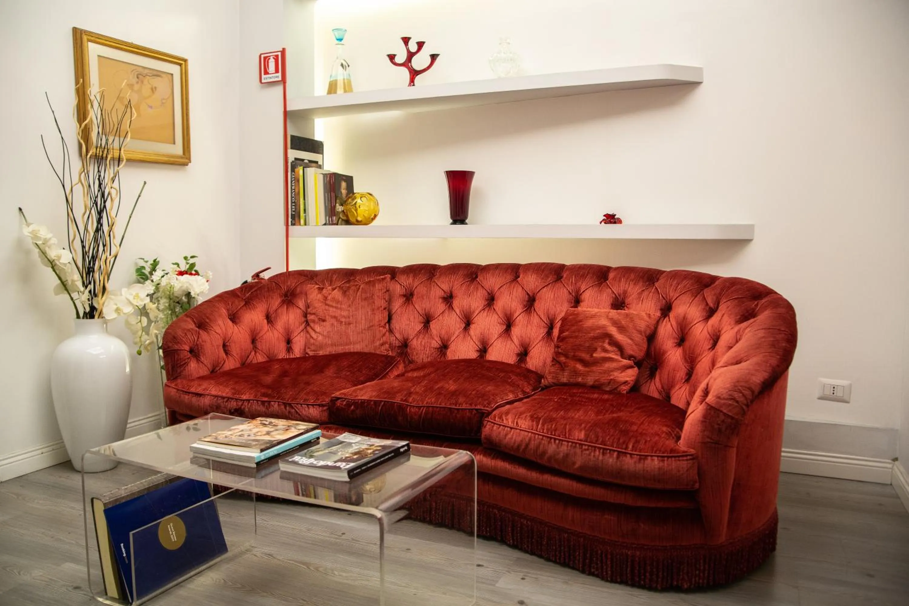 Communal lounge/ TV room in Luxury on the River