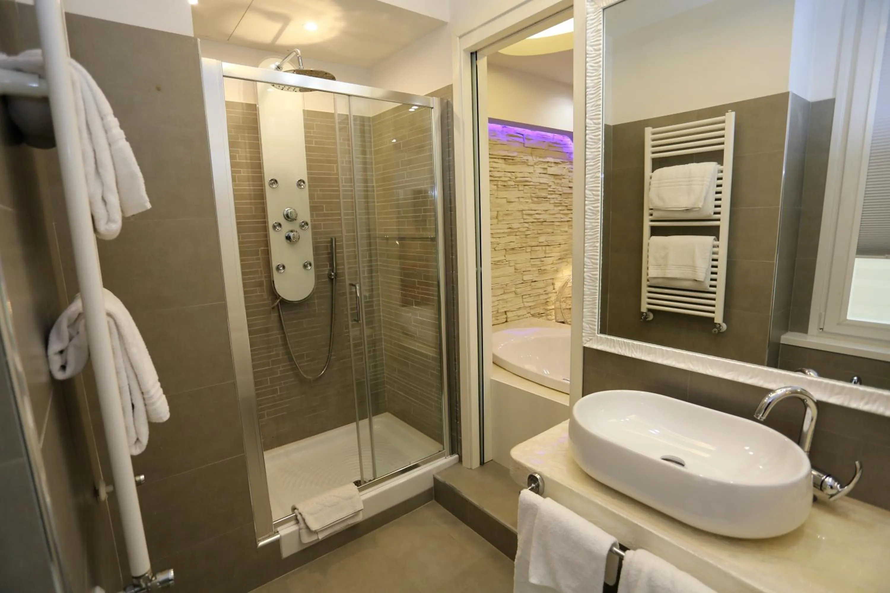 Shower in Luxury on the River