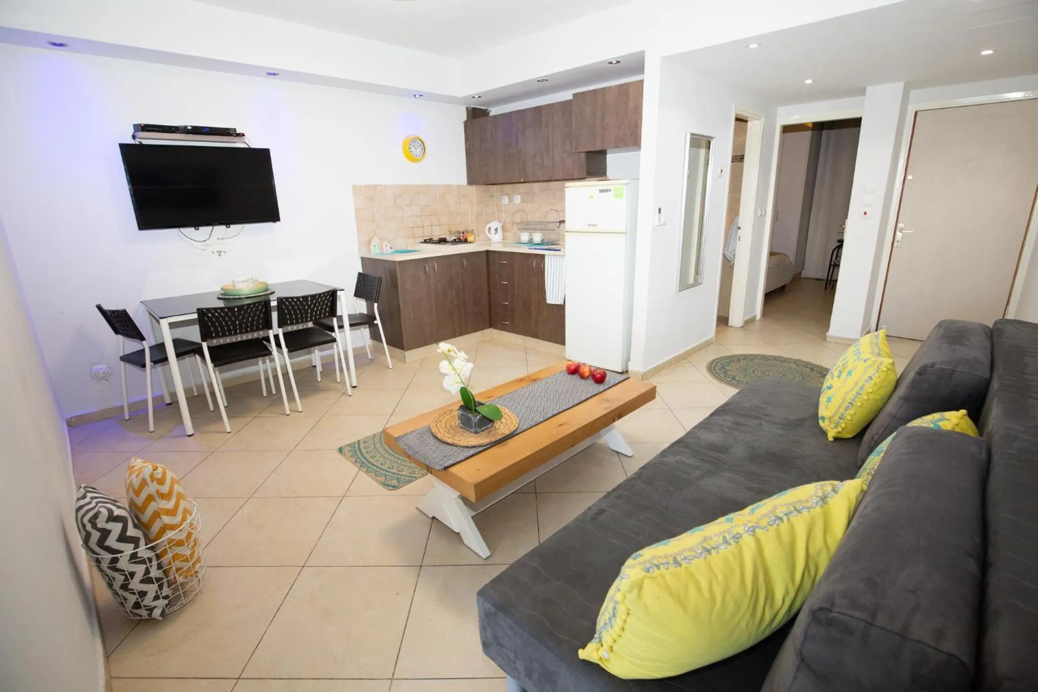 Kitchen or kitchenette in Dira BaLev