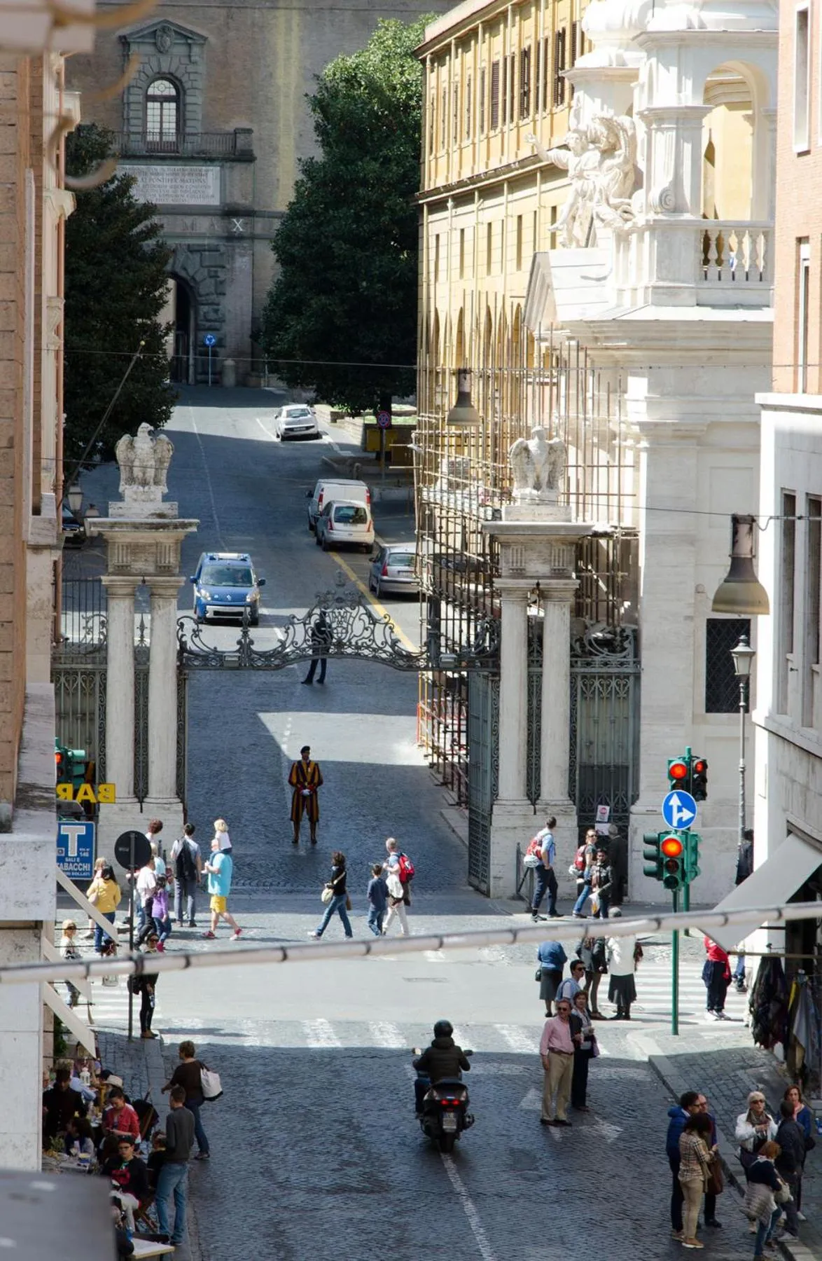 Neighbourhood in Borgo Pio 91