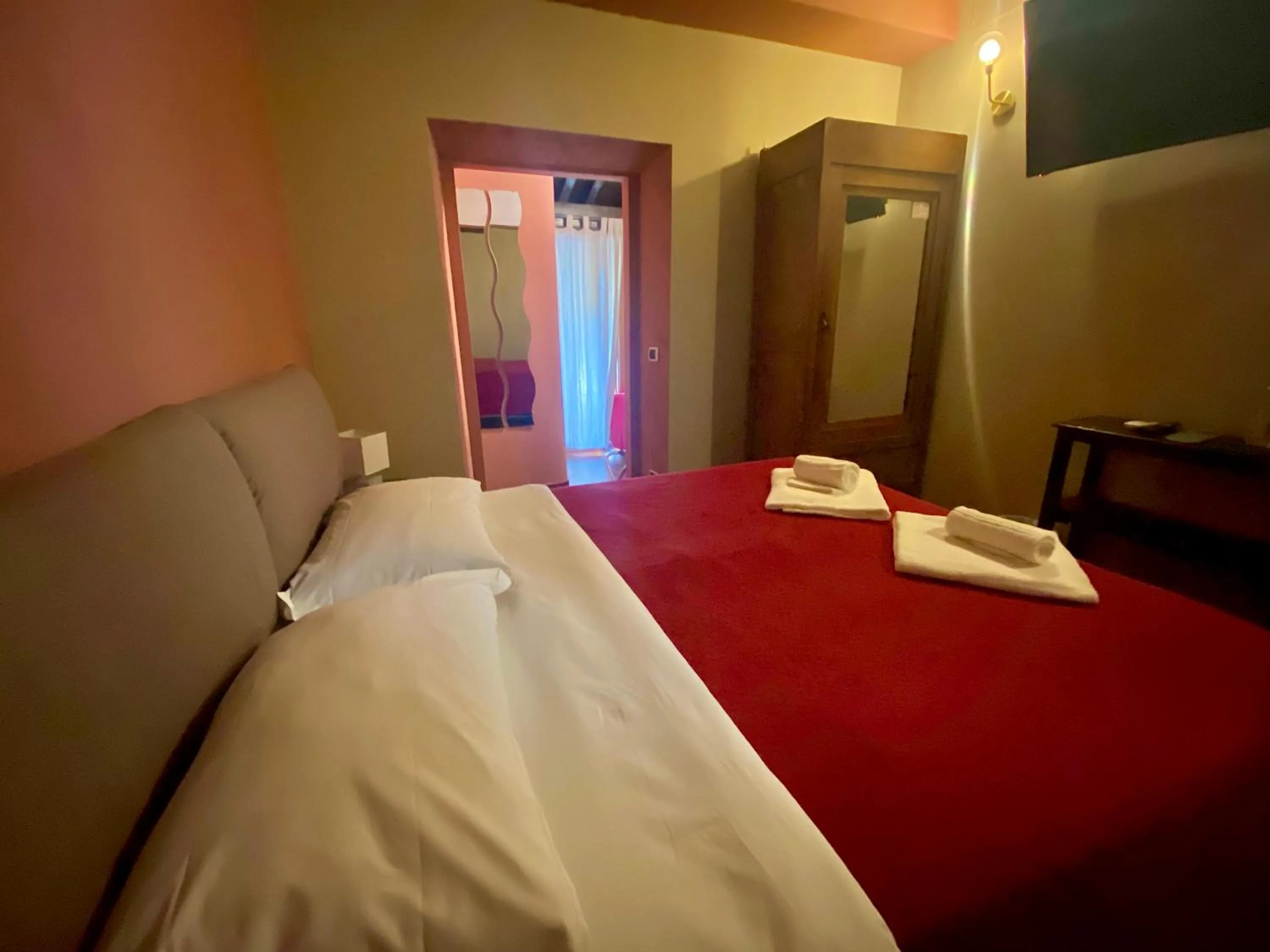 Bedroom, Bed in Borgo Pio 91