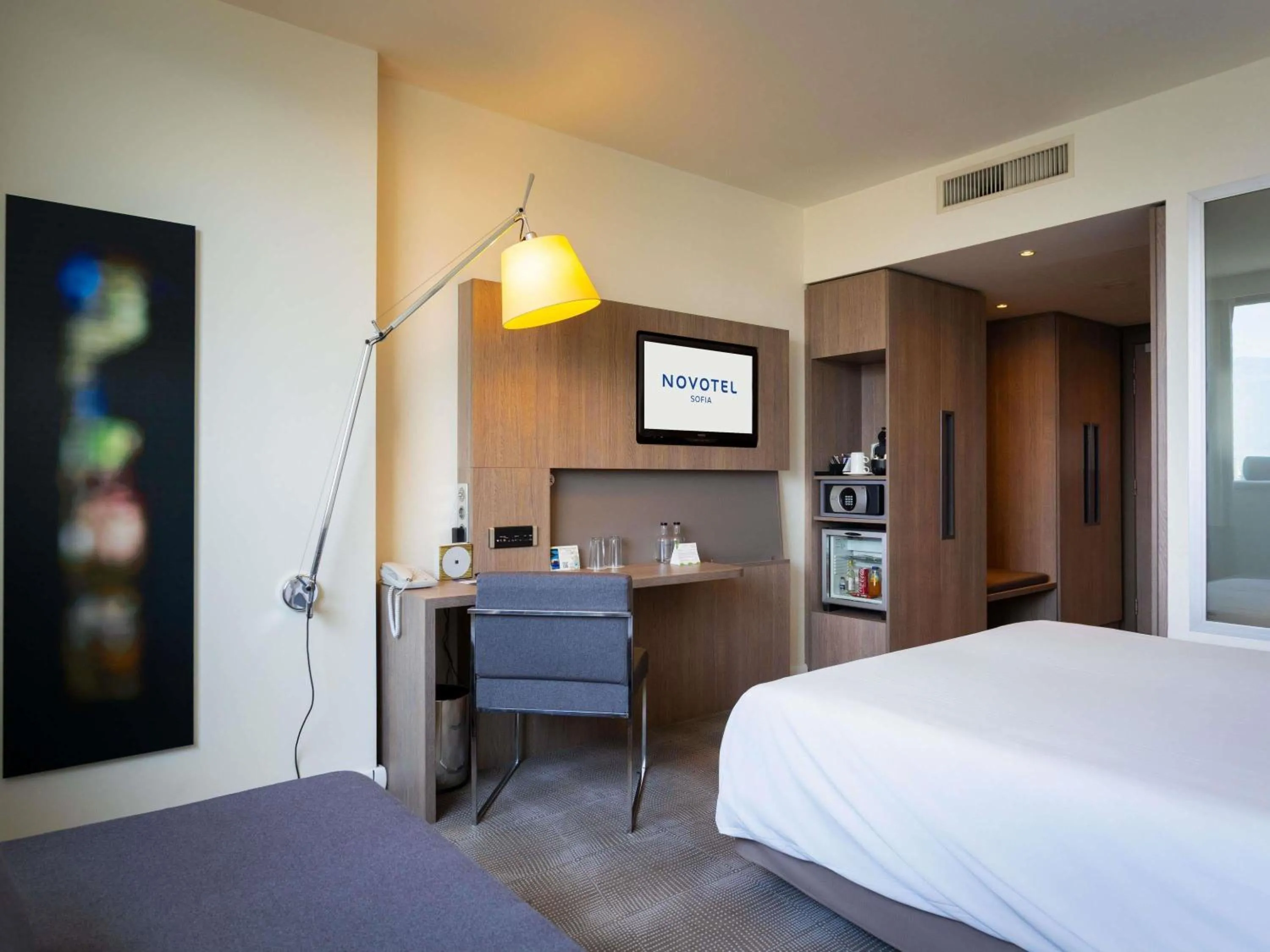 Bedroom, Bed in Novotel Sofia