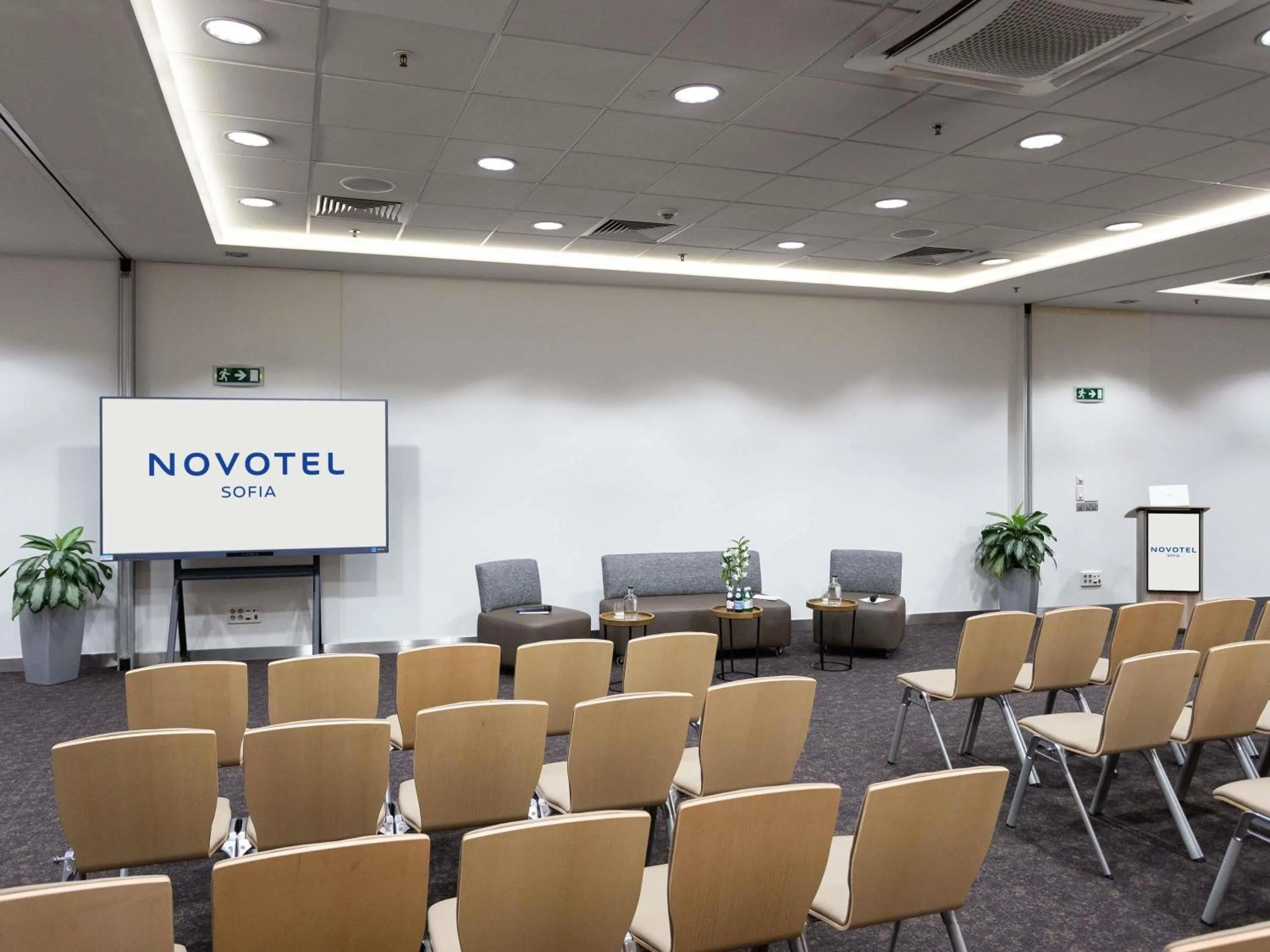 Meeting/conference room in Novotel Sofia