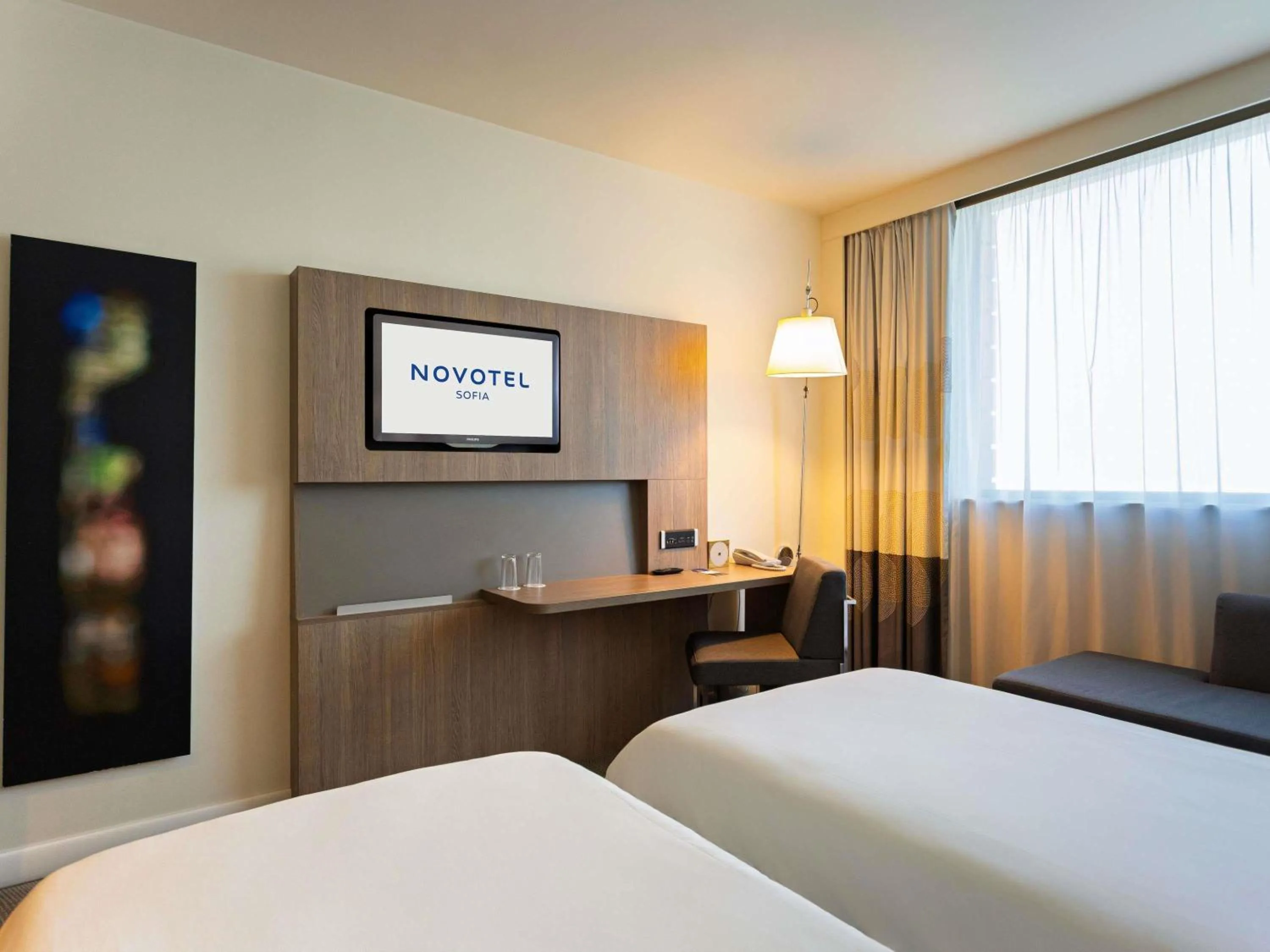 Bedroom, Bed in Novotel Sofia