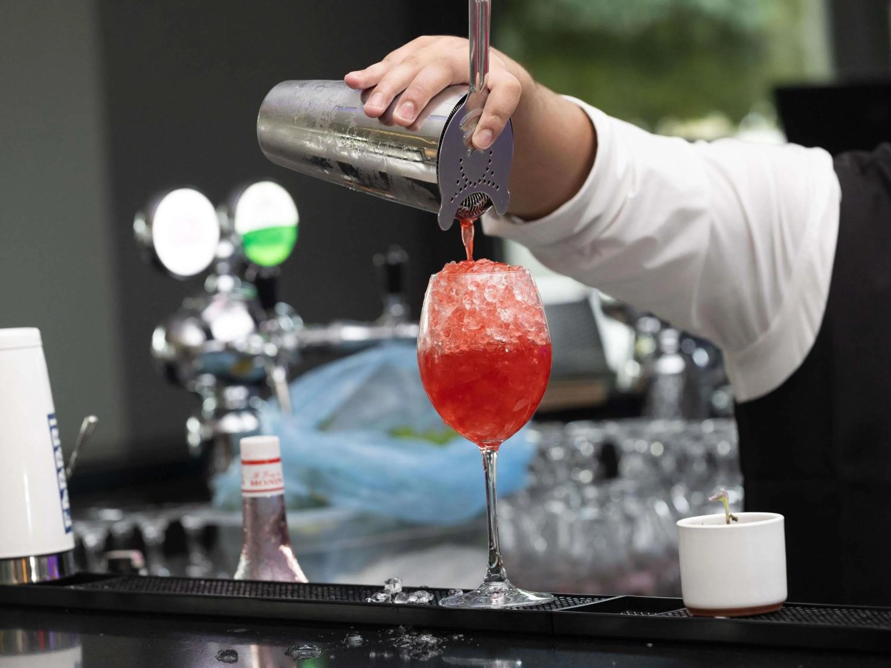 Lounge or bar in Novotel Sofia