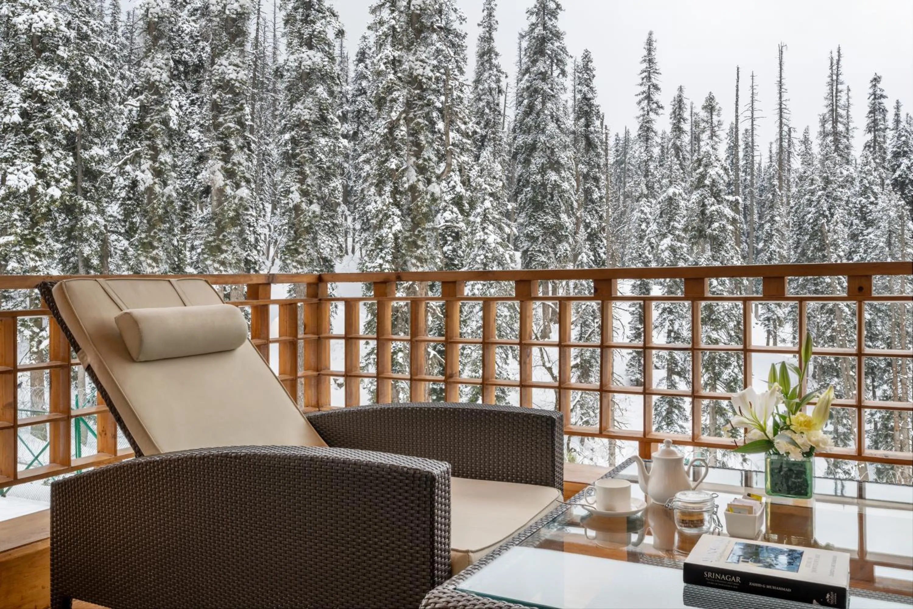 Day in The Khyber Himalayan Resort & Spa