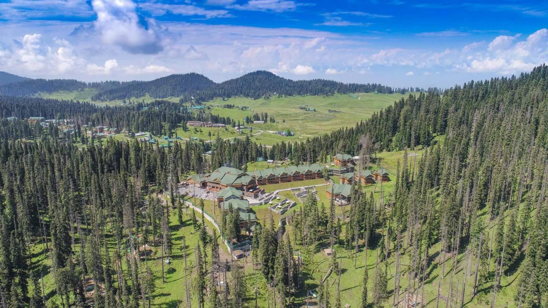 Property building in The Khyber Himalayan Resort & Spa