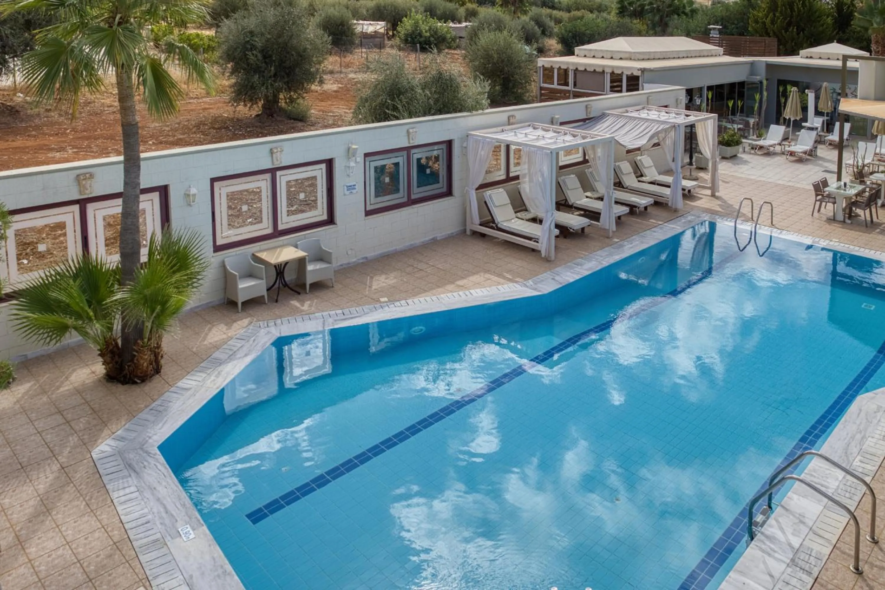 Swimming pool in Bella Elena by Estia