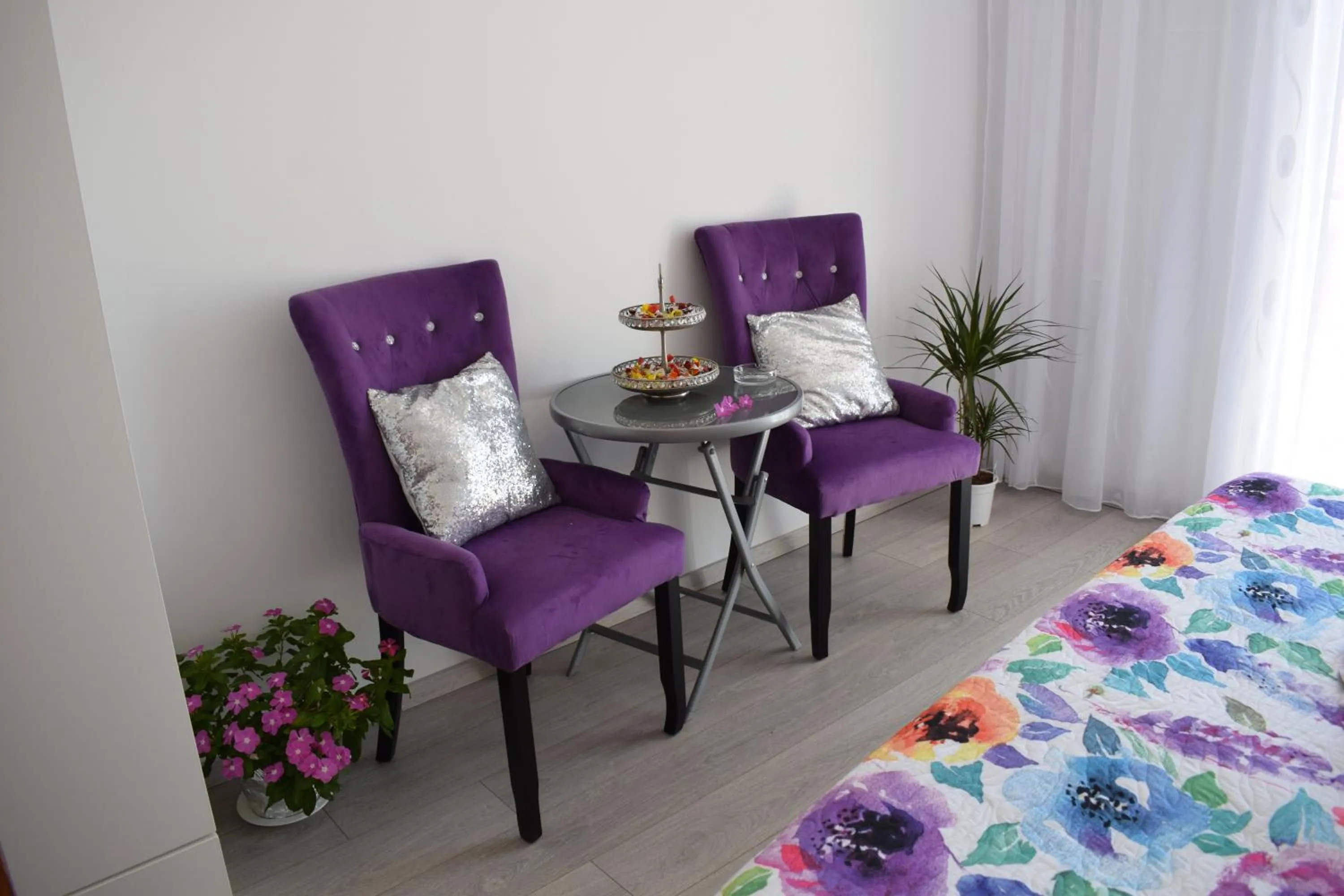 Decorative detail, Bed in Villa Zorana hostel