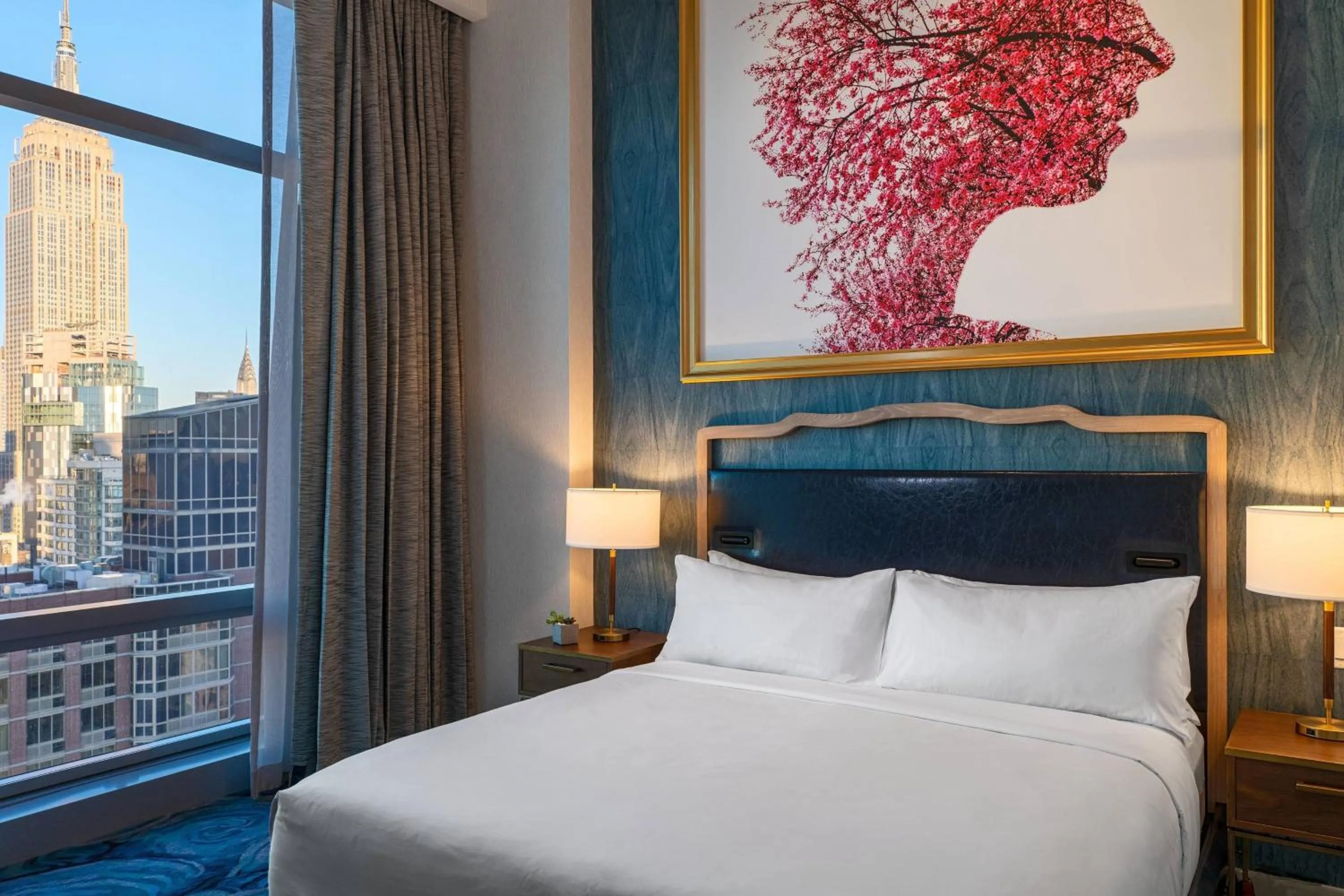 Bedroom, Bed in Renaissance New York Chelsea Hotel