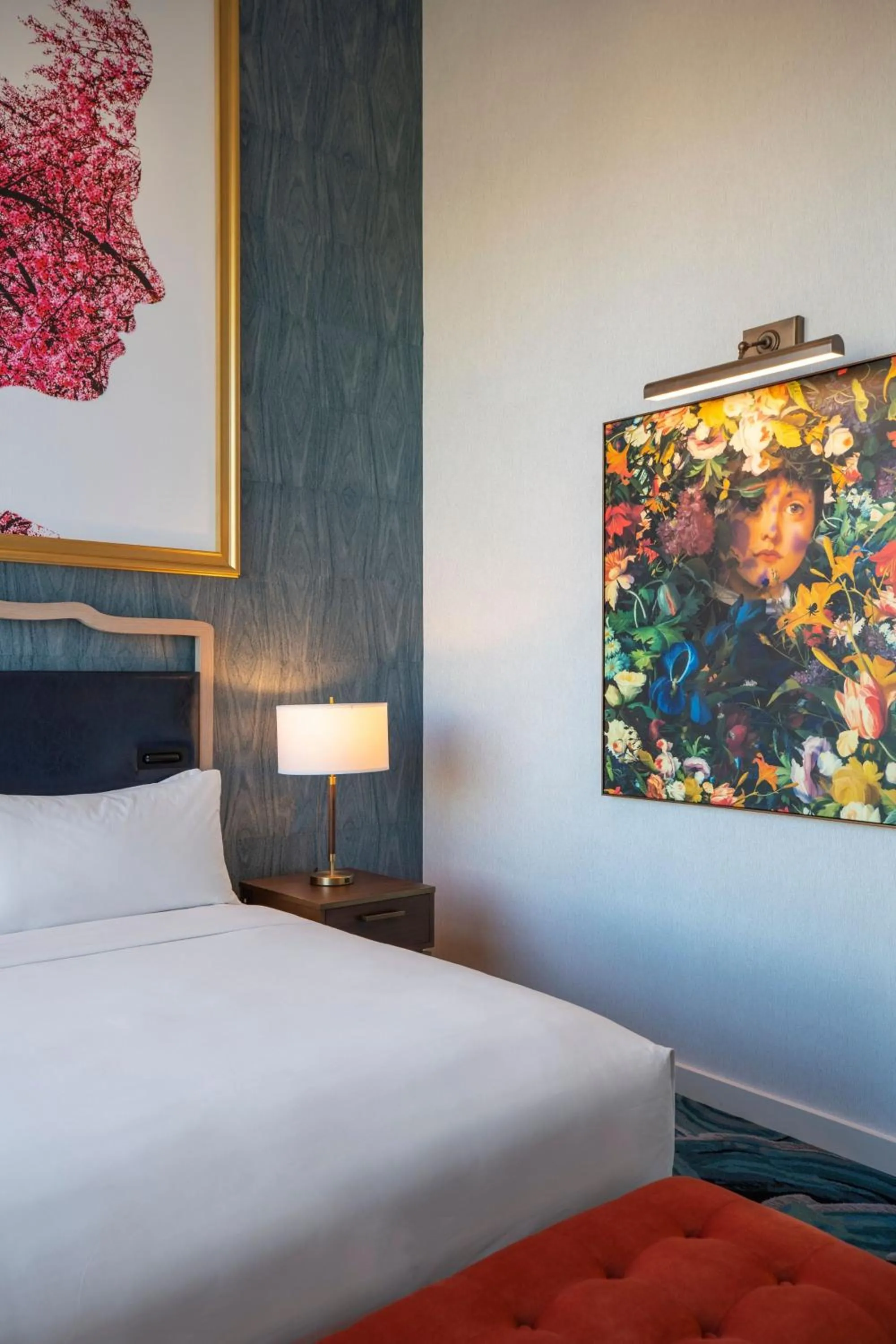 Bedroom, Bed in Renaissance New York Chelsea Hotel