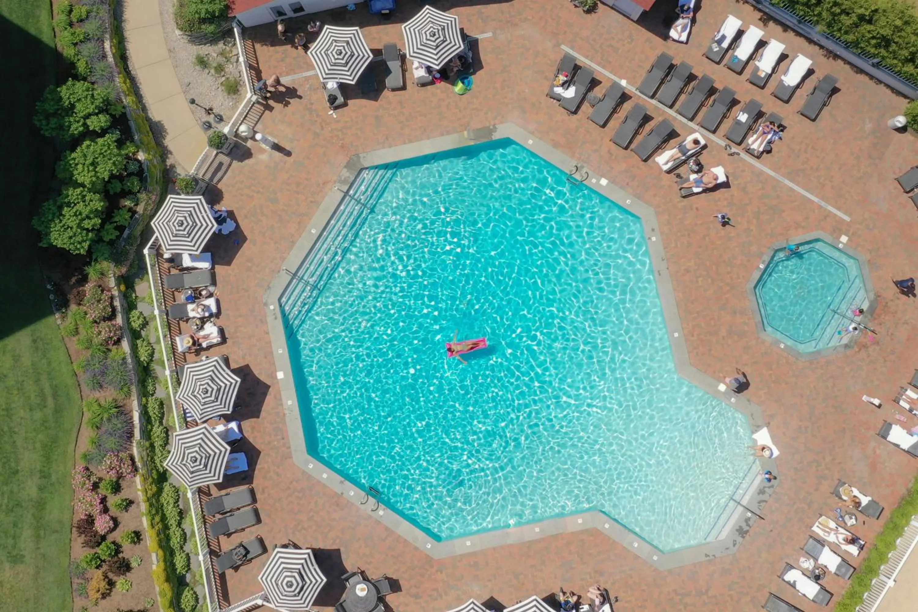 Swimming pool in Inn at Bay Harbor