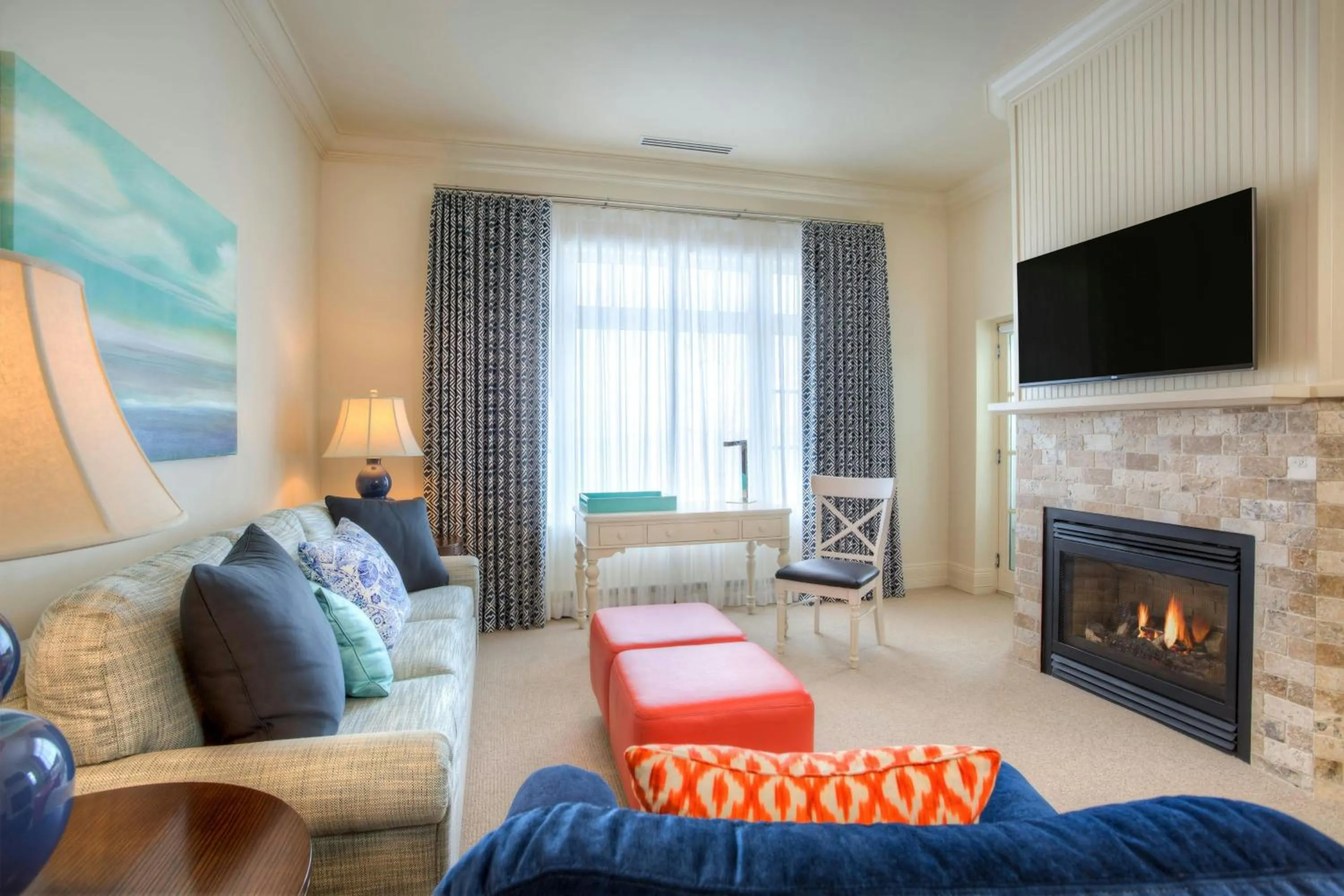 One-Bedroom Master Suite with Quarry View and Balcony in Inn at Bay Harbor