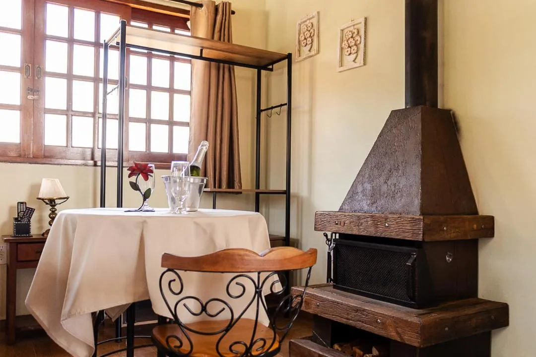 Seating area in Pousada Chalés São Francisco