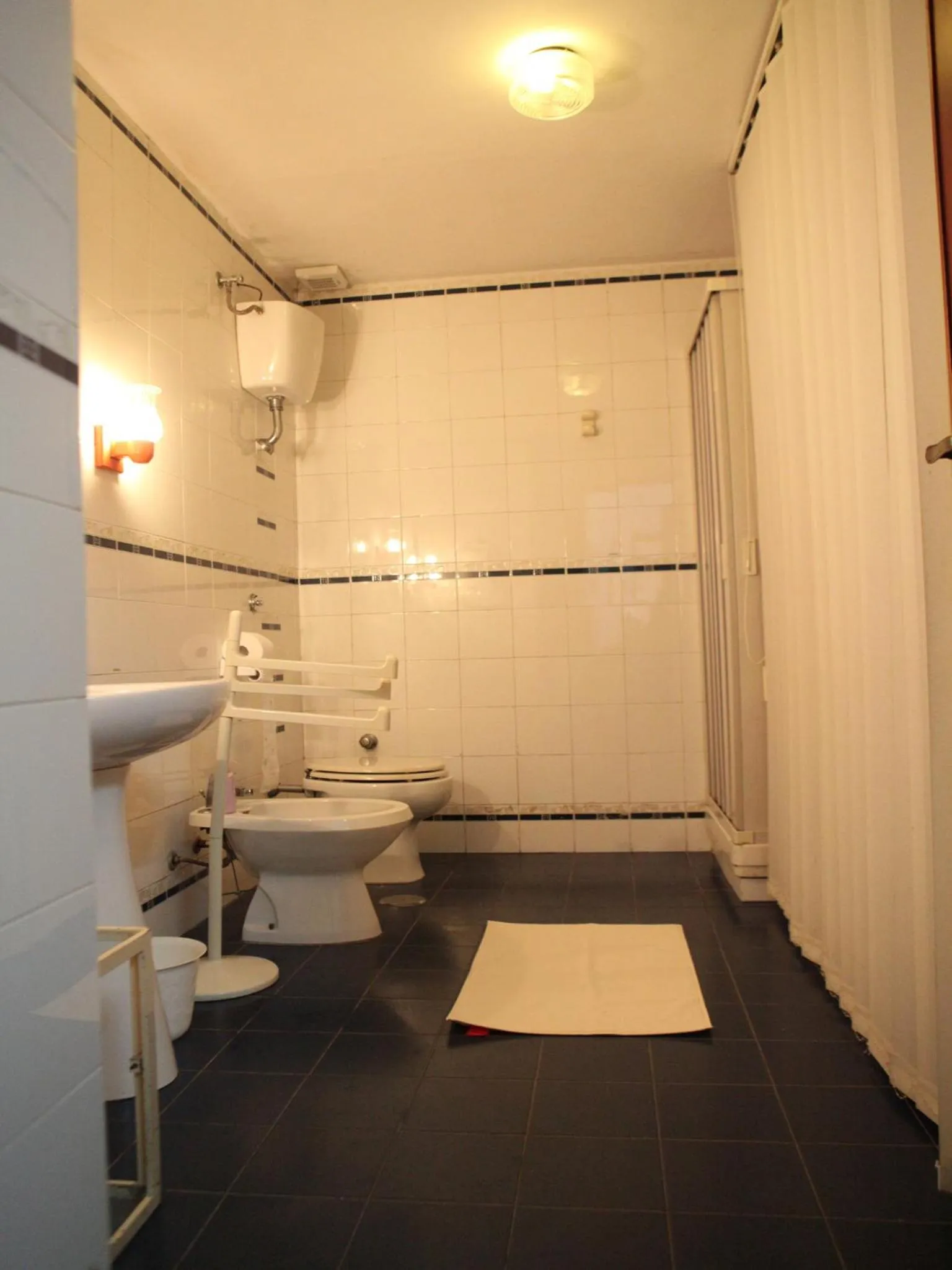 Bathroom in Il Giardino di Tonia - Oplontis Guest House - Bed & Garden -