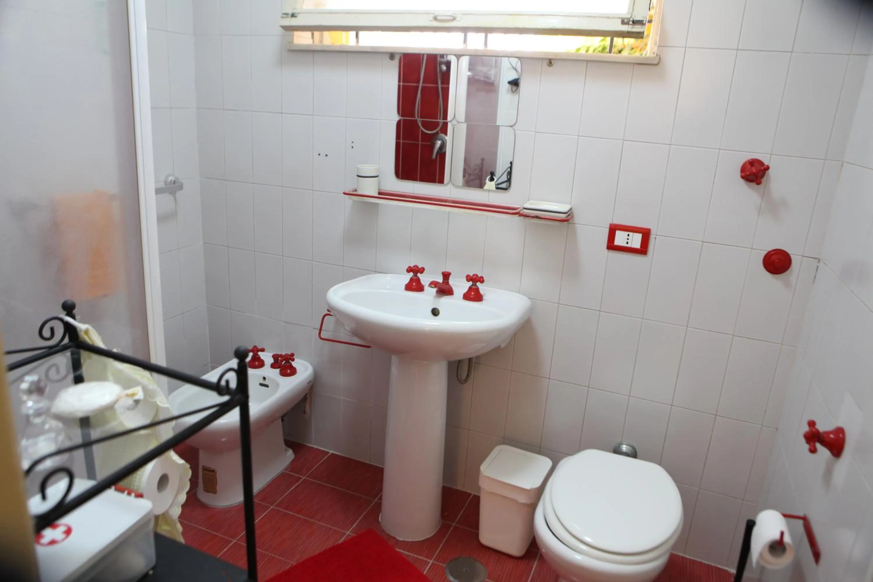 Toilet in Il Giardino di Tonia - Oplontis Guest House - Bed & Garden -