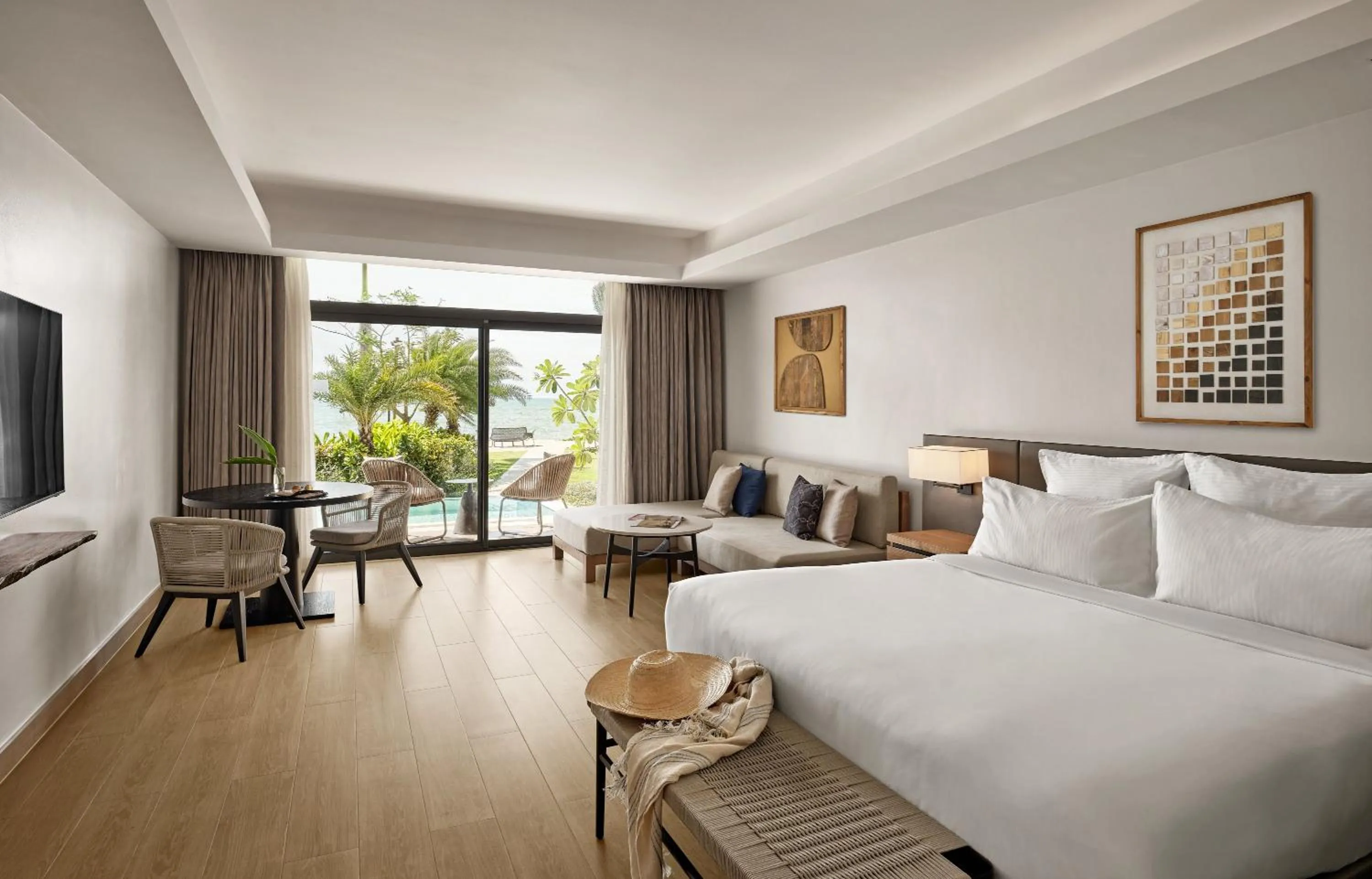 Photo of the whole room, Bed in Crowne Plaza Fiji Nadi Bay Resort & Spa by IHG