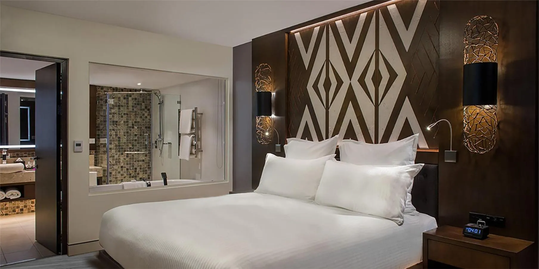 Photo of the whole room, Bed in Crowne Plaza Fiji Nadi Bay Resort & Spa by IHG