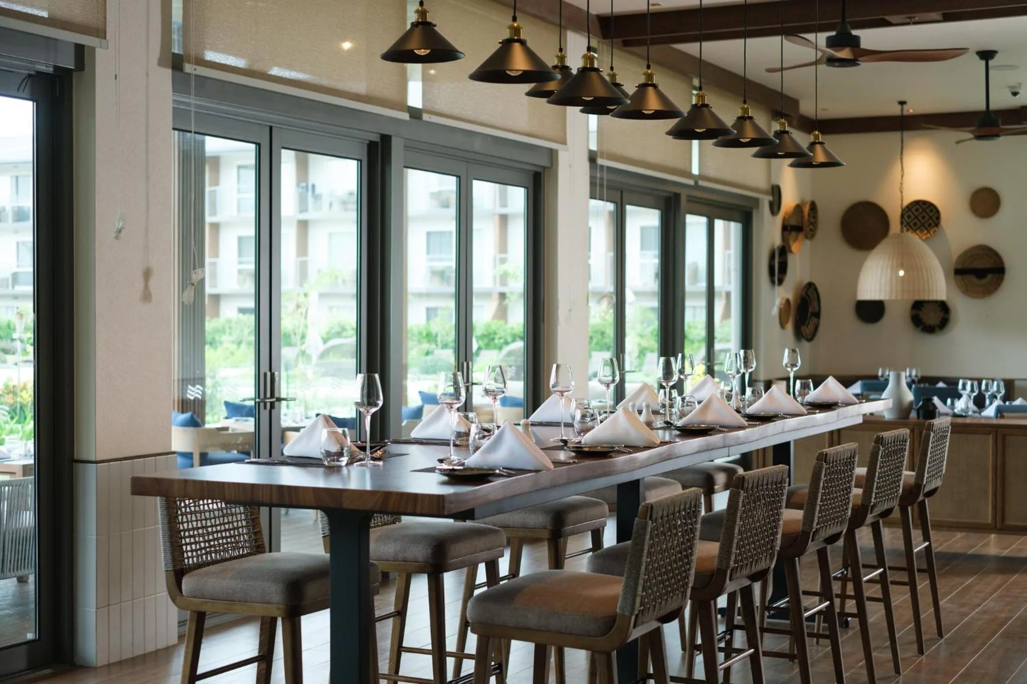 Restaurant/places to eat in Crowne Plaza Fiji Nadi Bay Resort & Spa by IHG