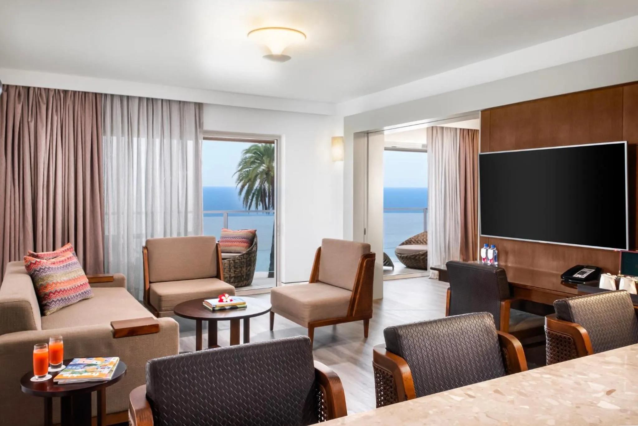 Photo of the whole room in Crowne Plaza Fiji Nadi Bay Resort & Spa by IHG