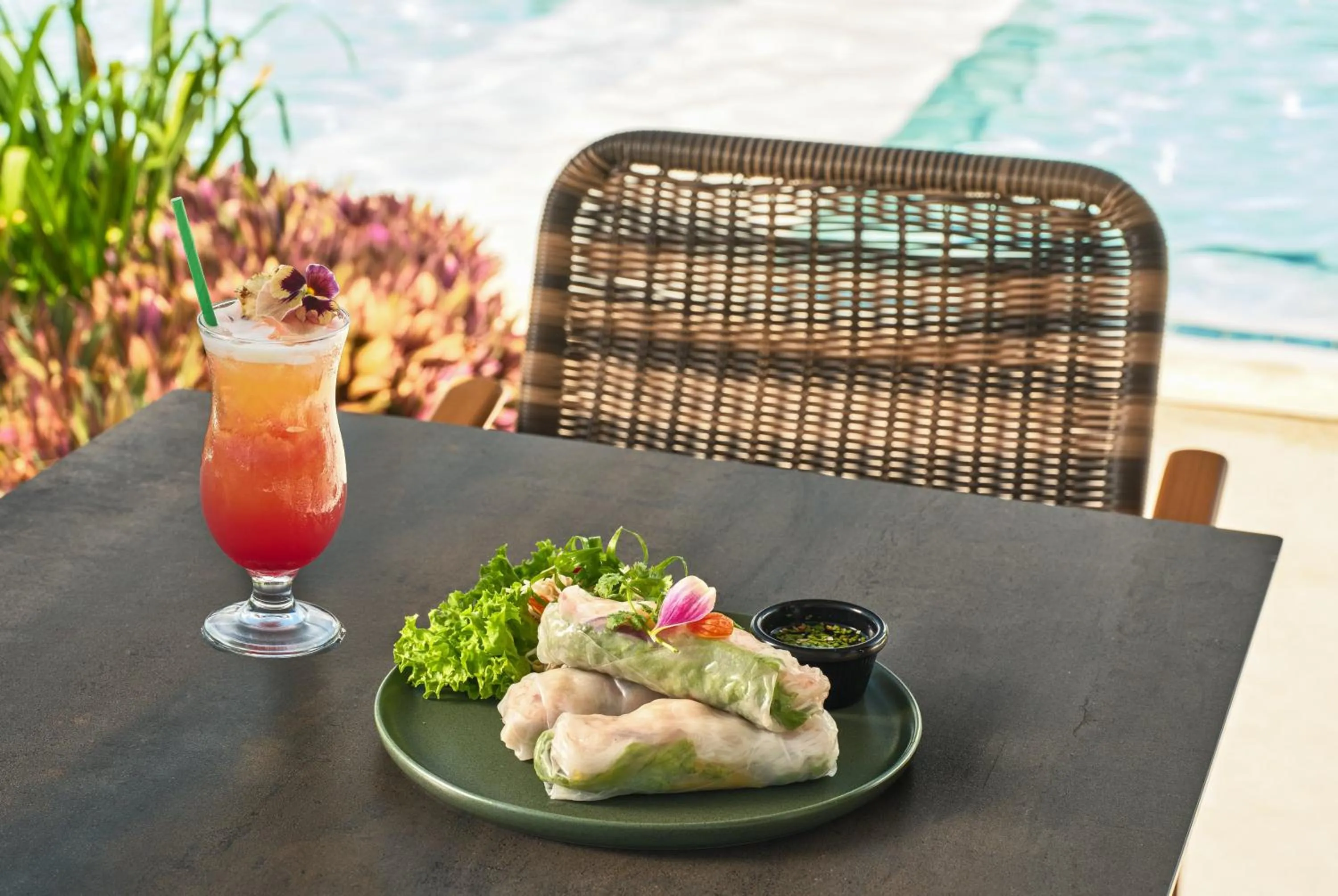 Restaurant/places to eat in Crowne Plaza Fiji Nadi Bay Resort & Spa by IHG