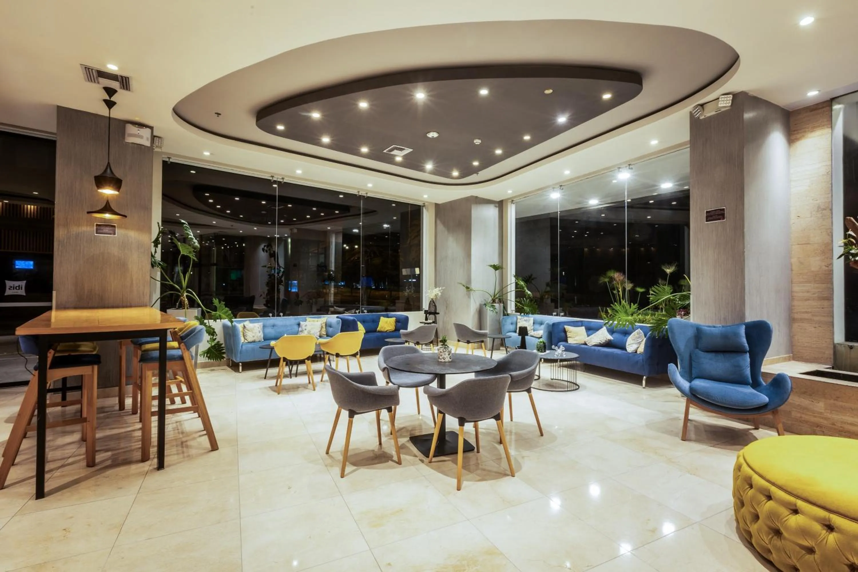 Lobby or reception in ibis Quito