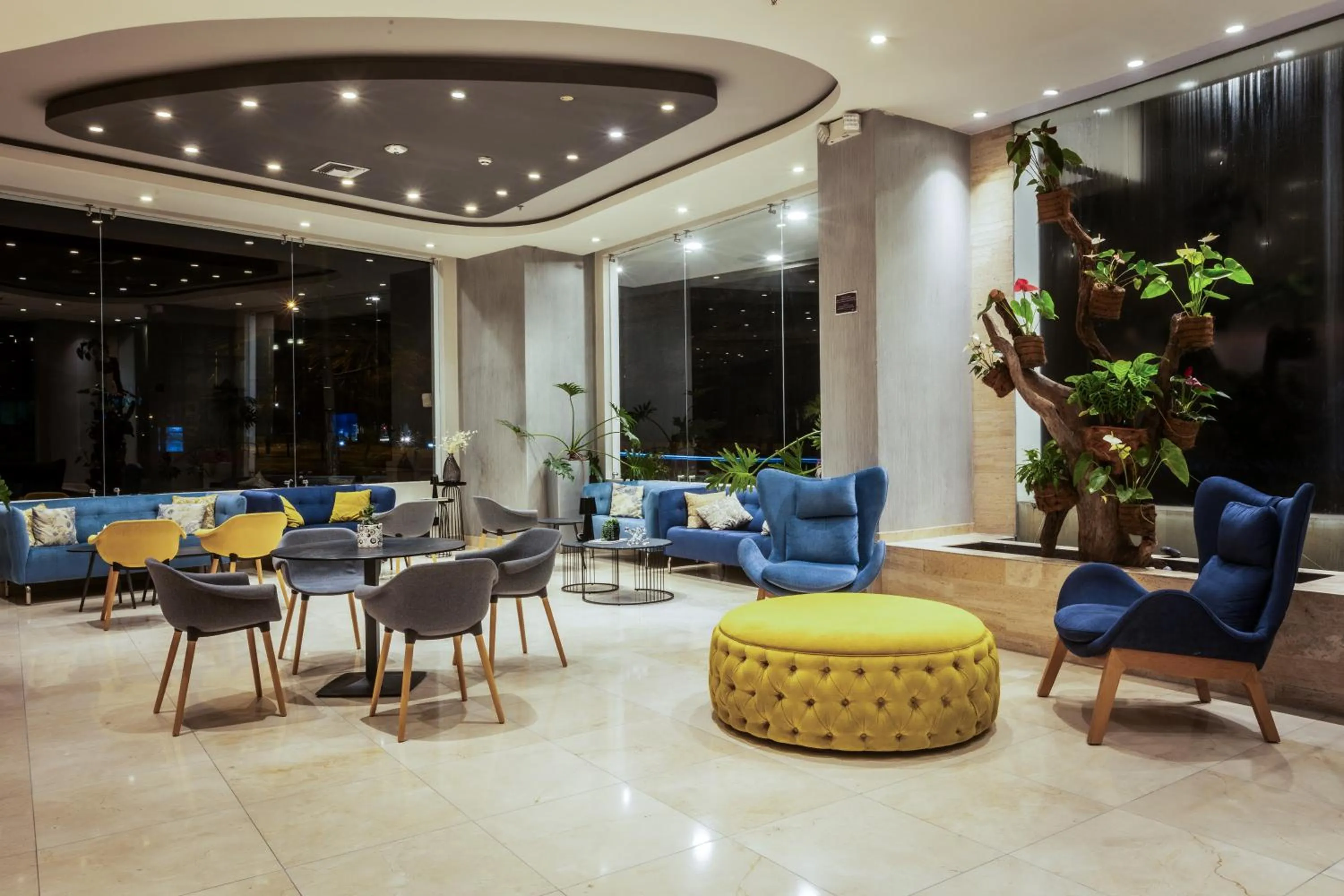 Property building in ibis Quito