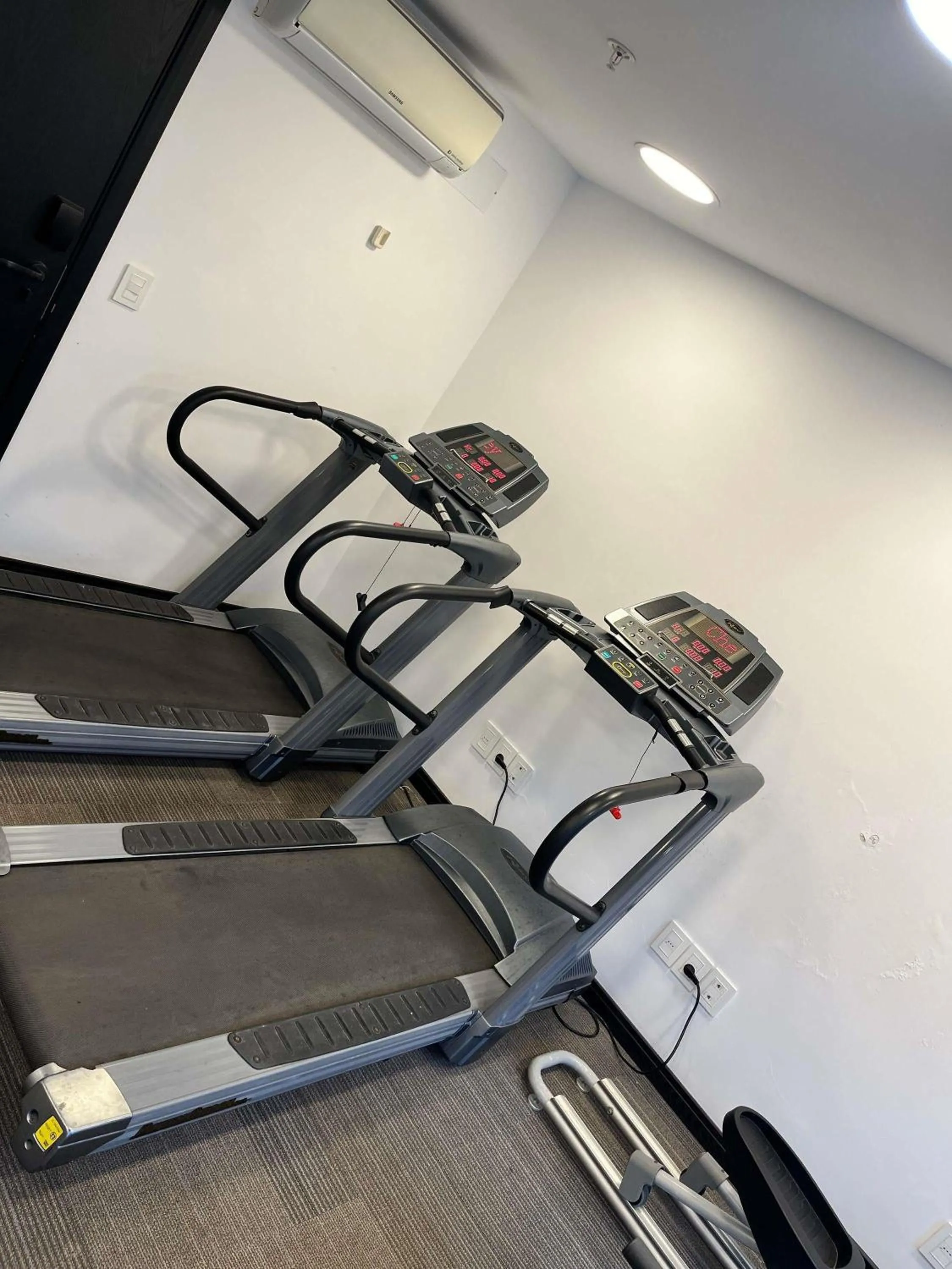 Fitness centre/facilities in ibis Styles Montevideo Biarritz