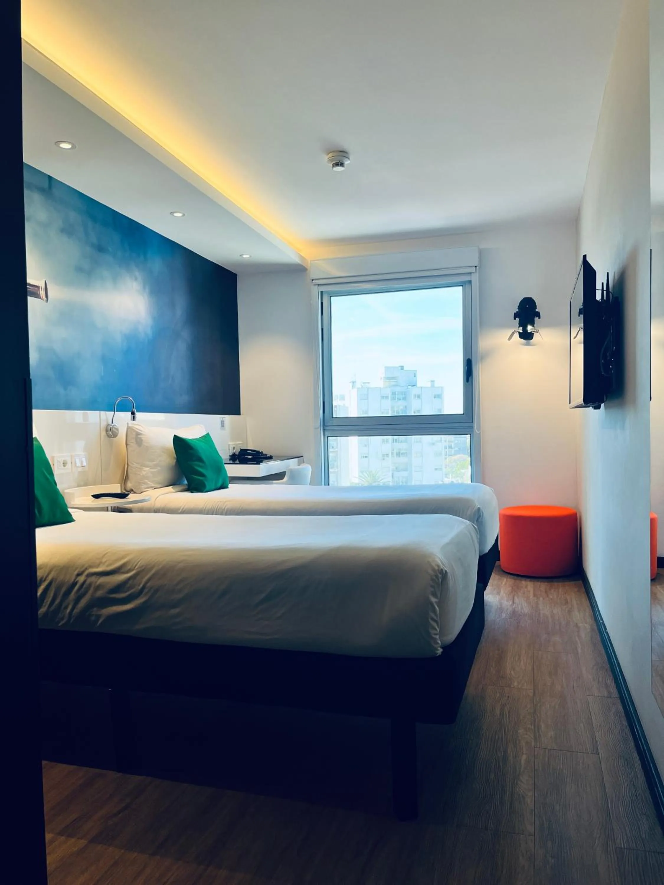 Bed in ibis Styles Montevideo Biarritz