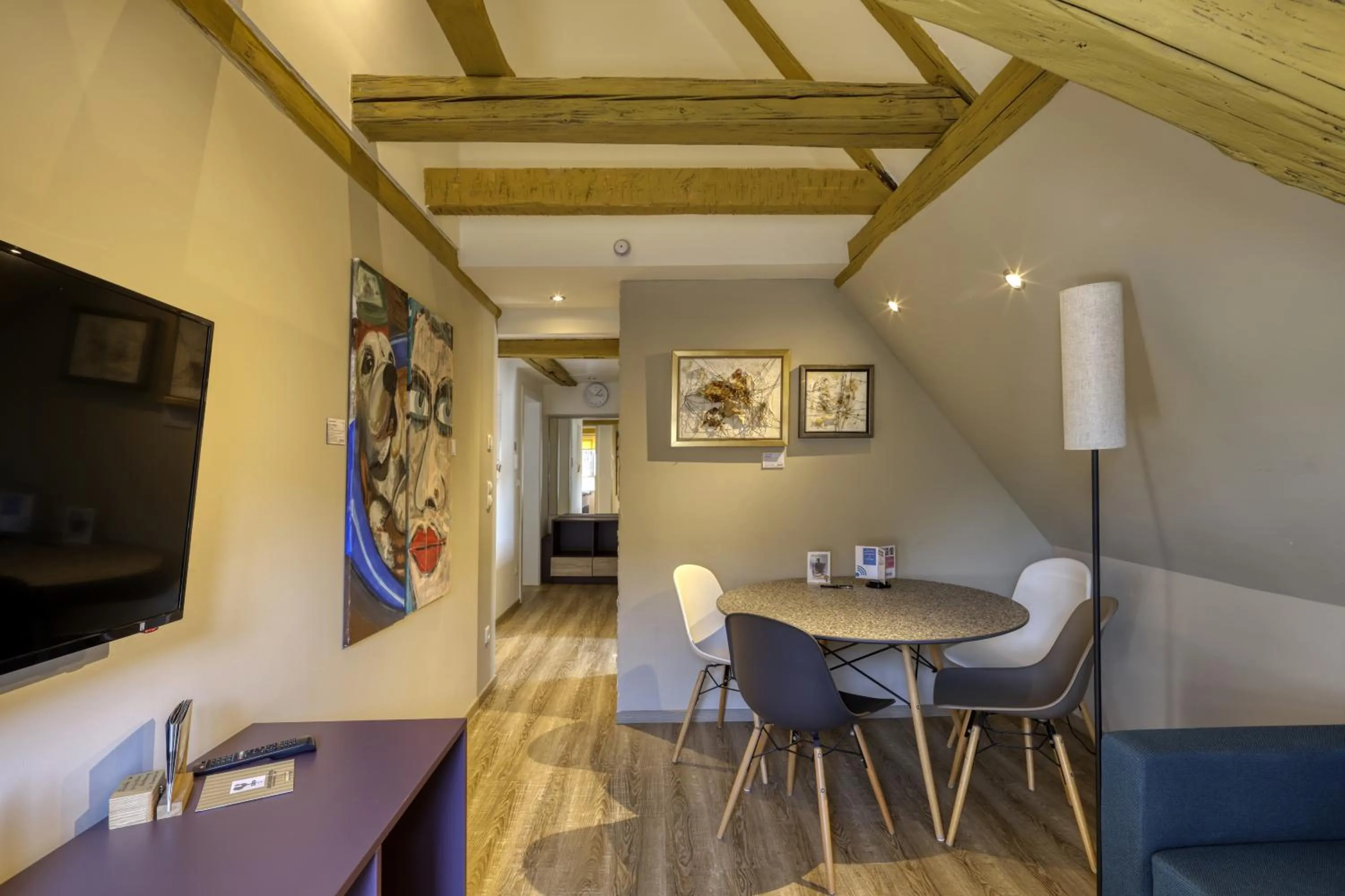 TV and multimedia in AD1716 apARTments Marktheidenfeld