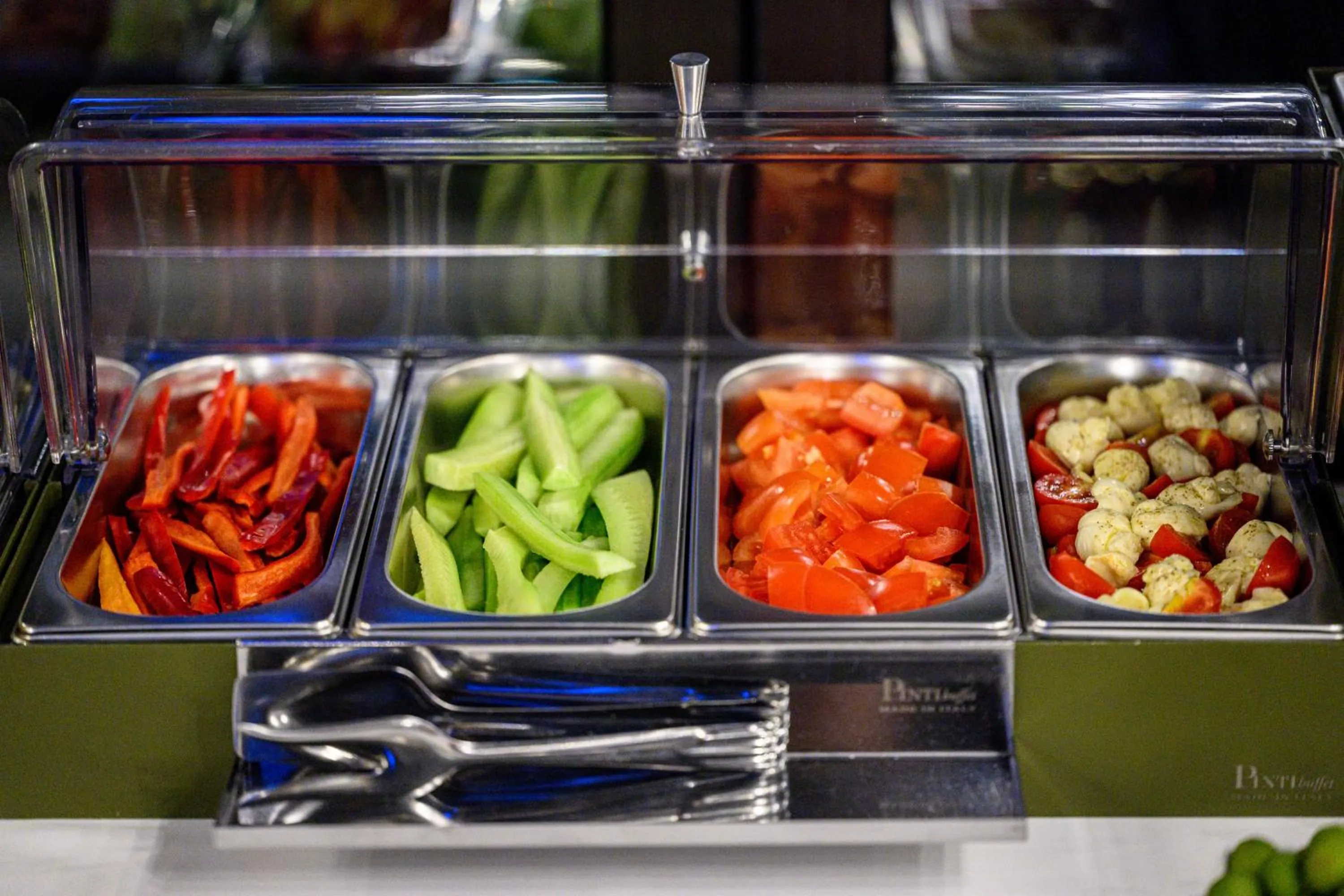 Buffet breakfast in Hotel Del Corso