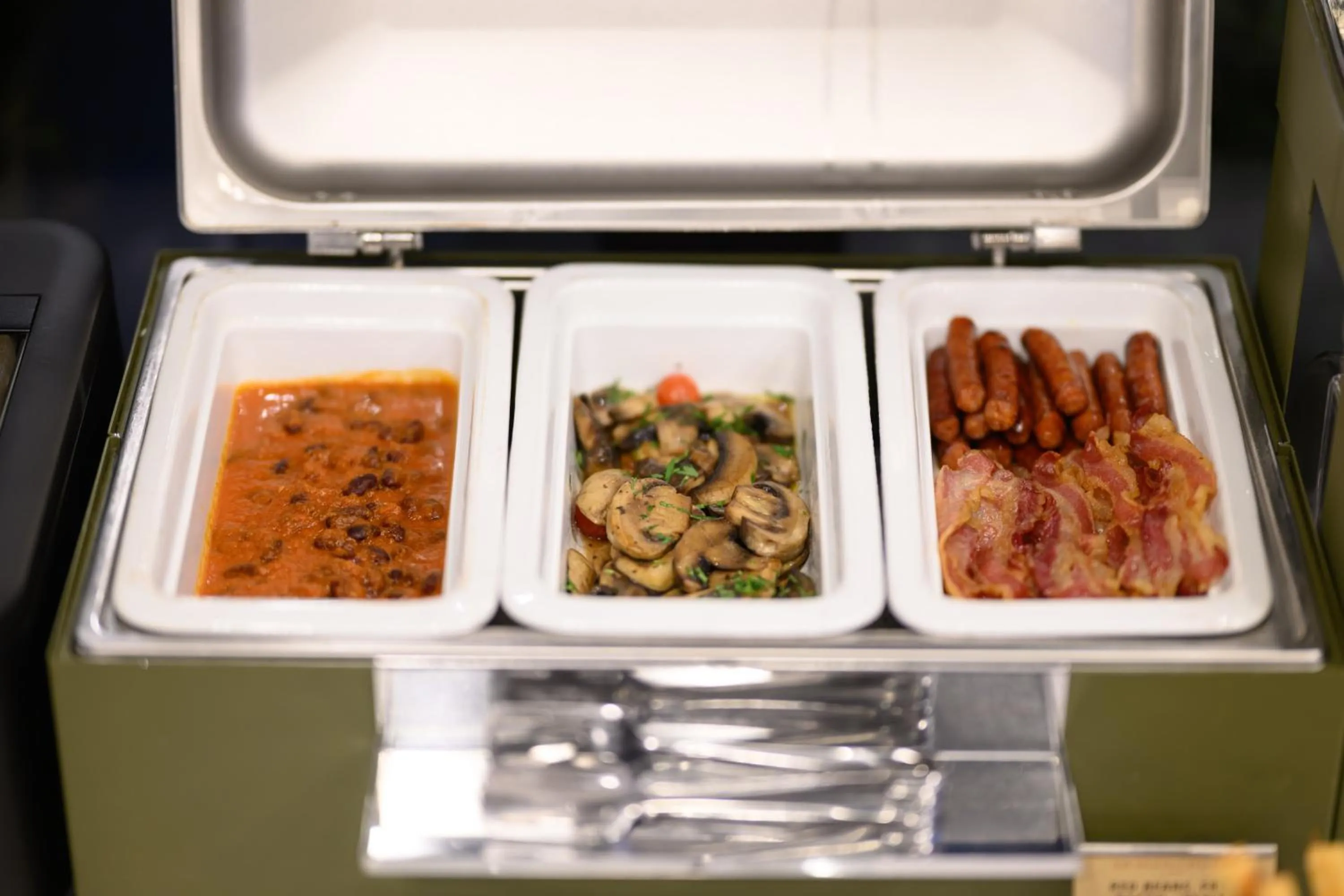 Buffet breakfast in Hotel Del Corso