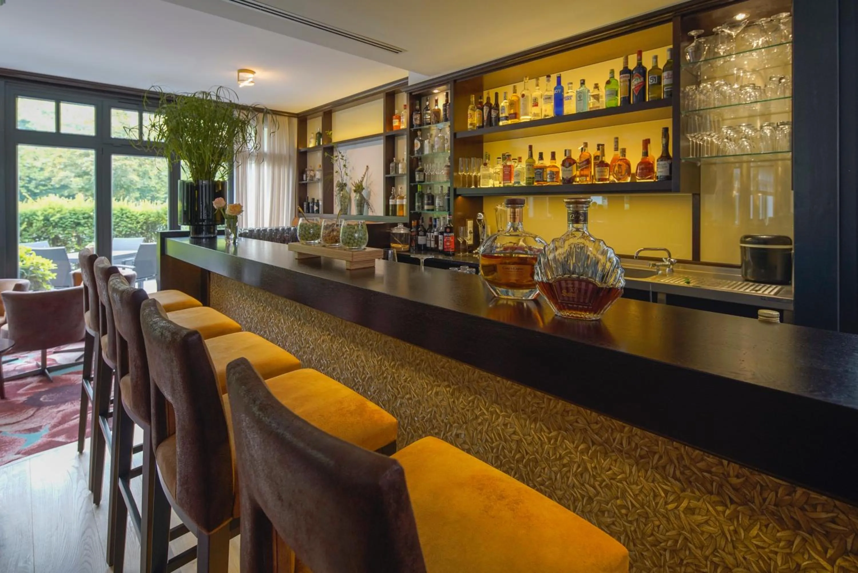 Restaurant/places to eat in Essensio Hotel Düsseldorf