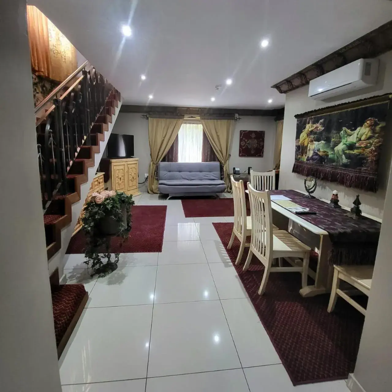 Duplex Suite in Excalibur Boutique Hotel Duplex Suite in Excalibur Boutique Hotel