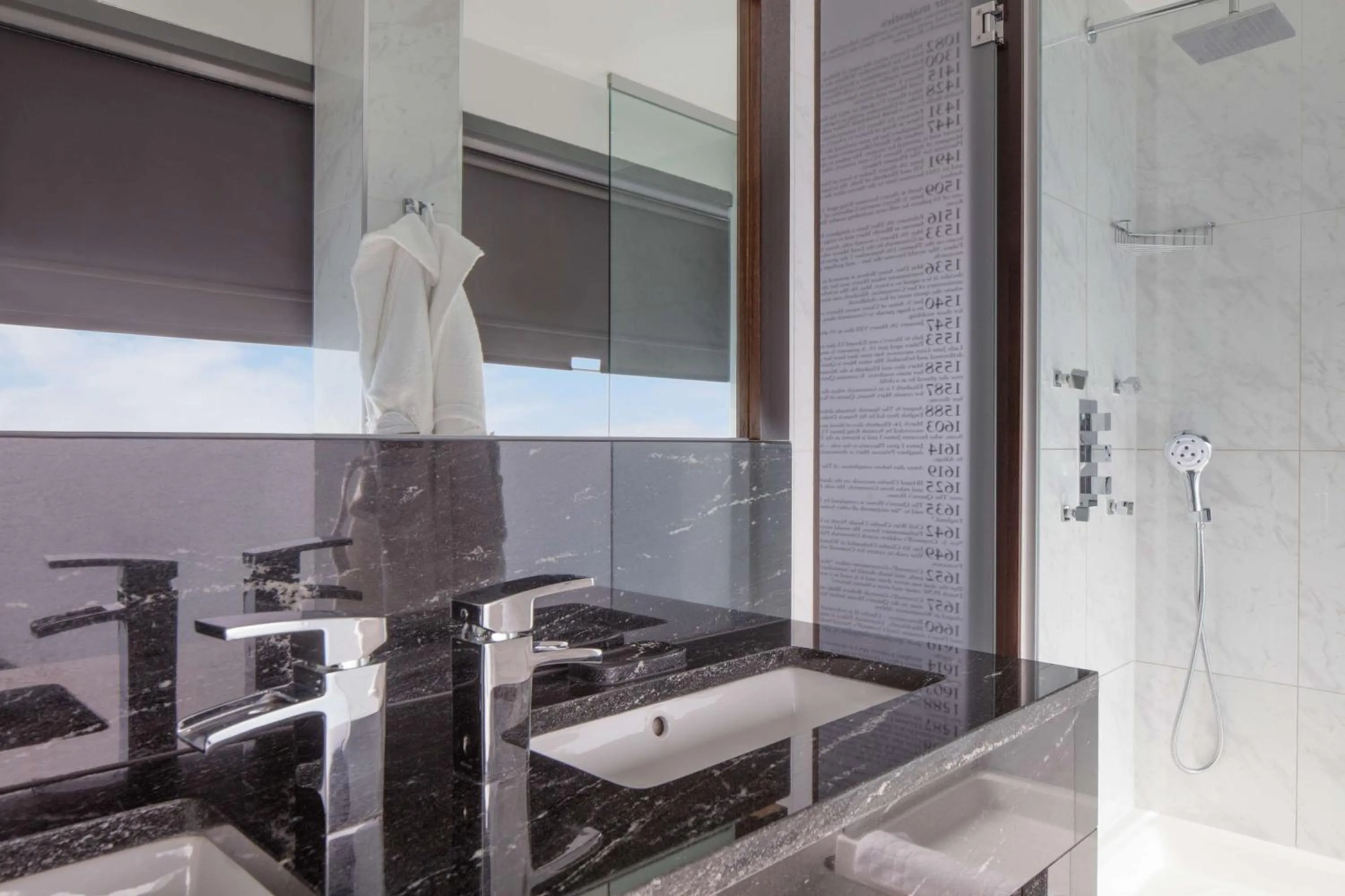 Bathroom in Doubletree By Hilton London - Greenwich