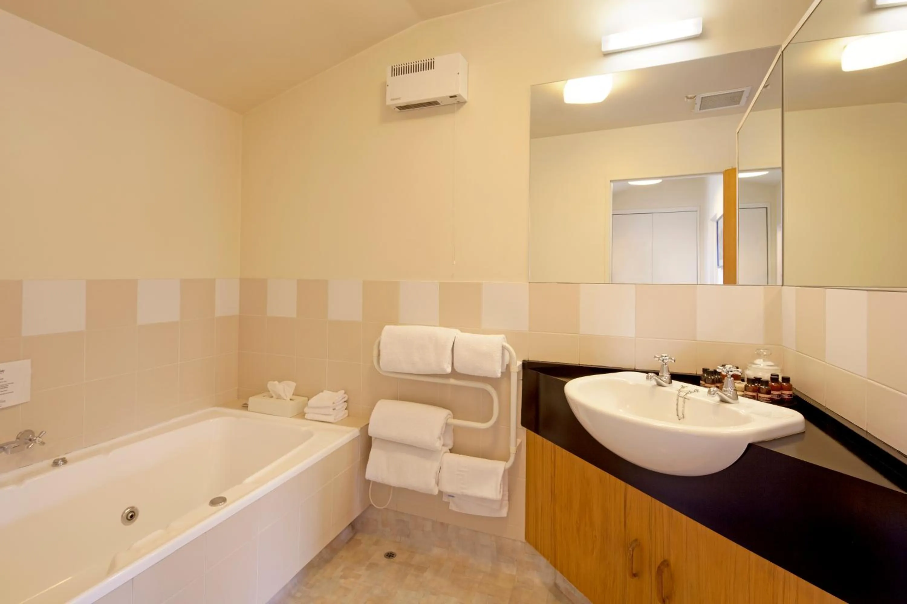Bathroom in Spinnaker Bay Apartments