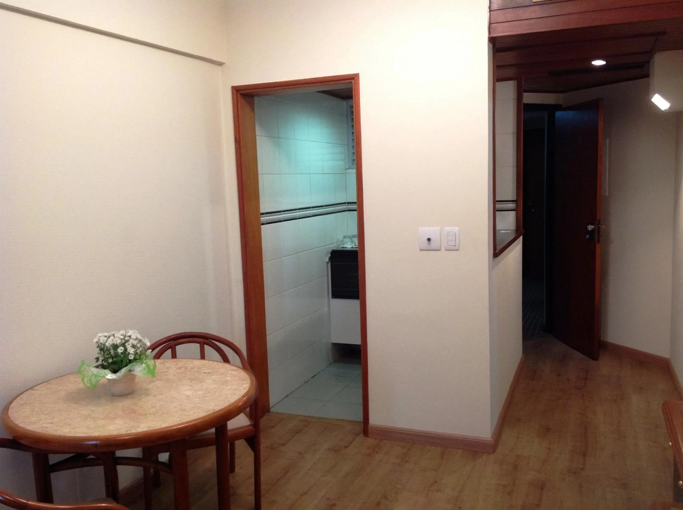 Seating area in L'Hirondelle Flat Service