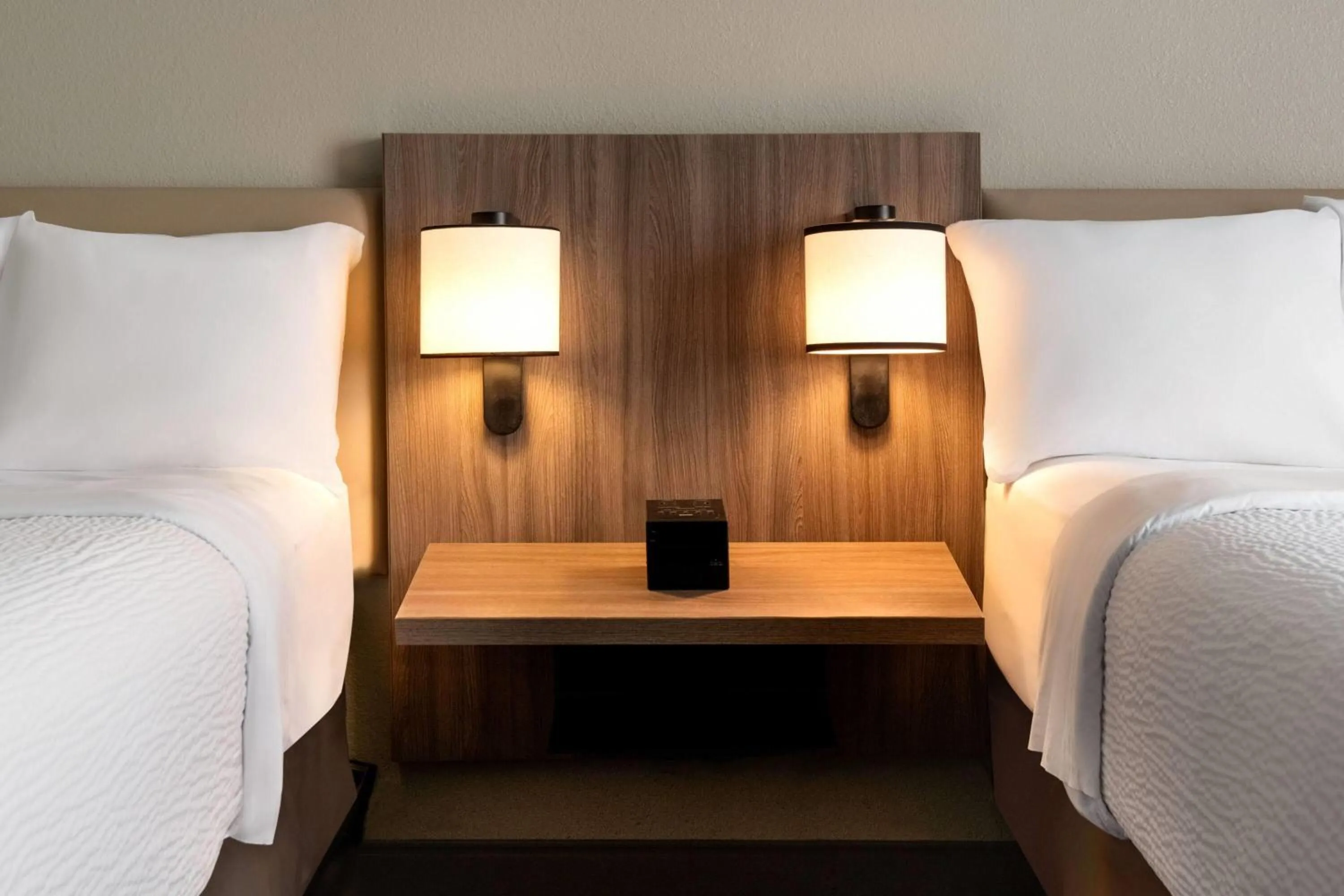 Photo of the whole room, Bed in La Quinta by Wyndham Montgomery