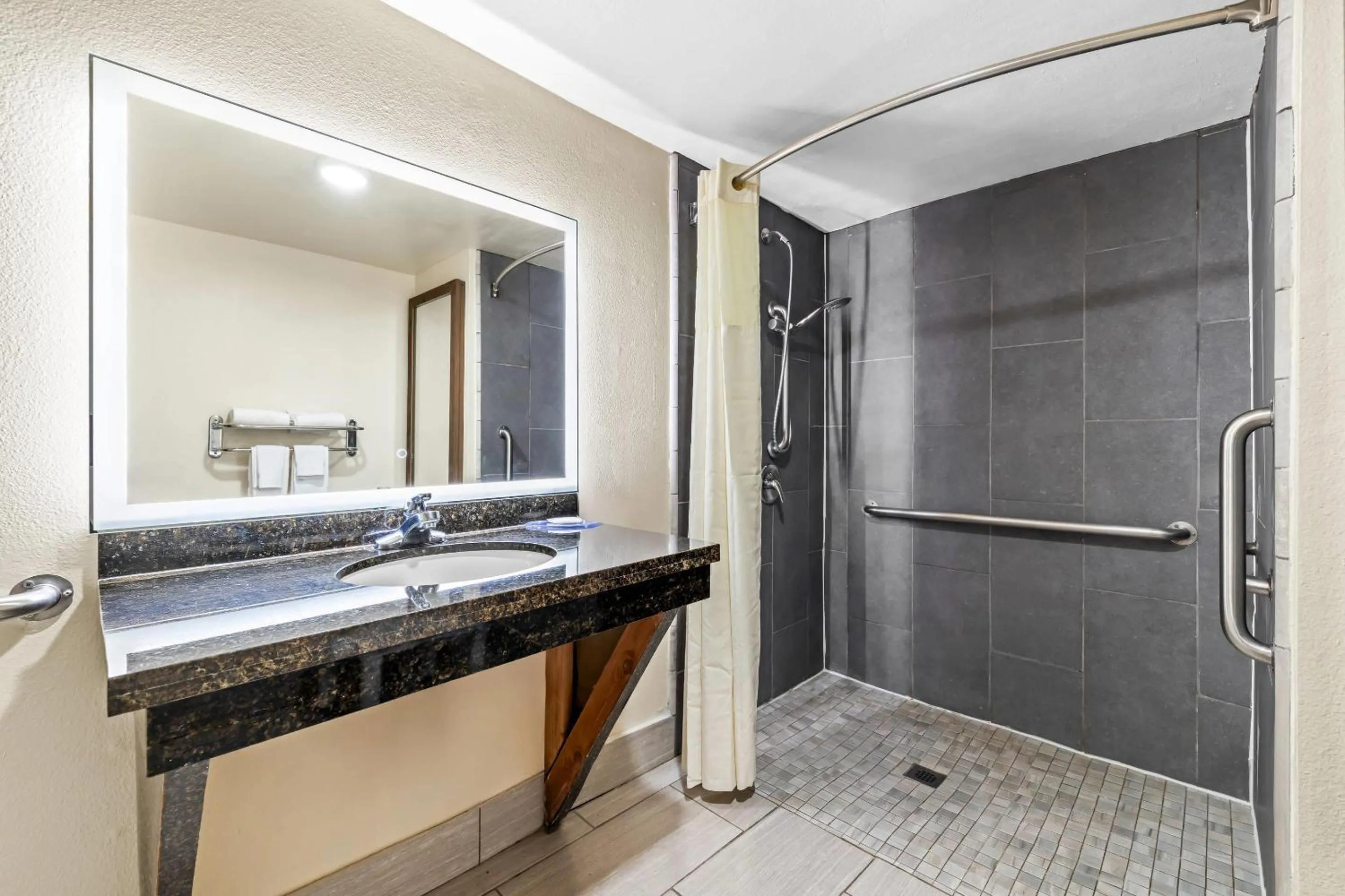 Bedroom in Quality Inn & Suites