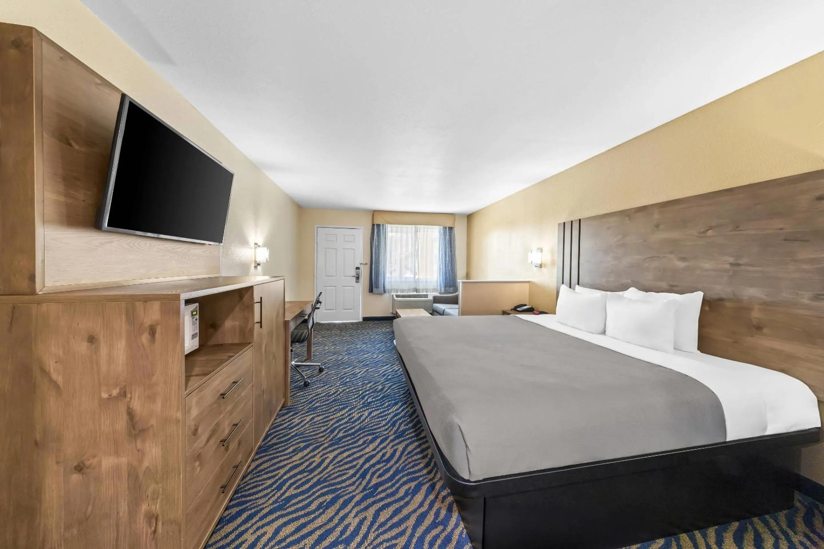 Bedroom, Bed in Quality Inn & Suites