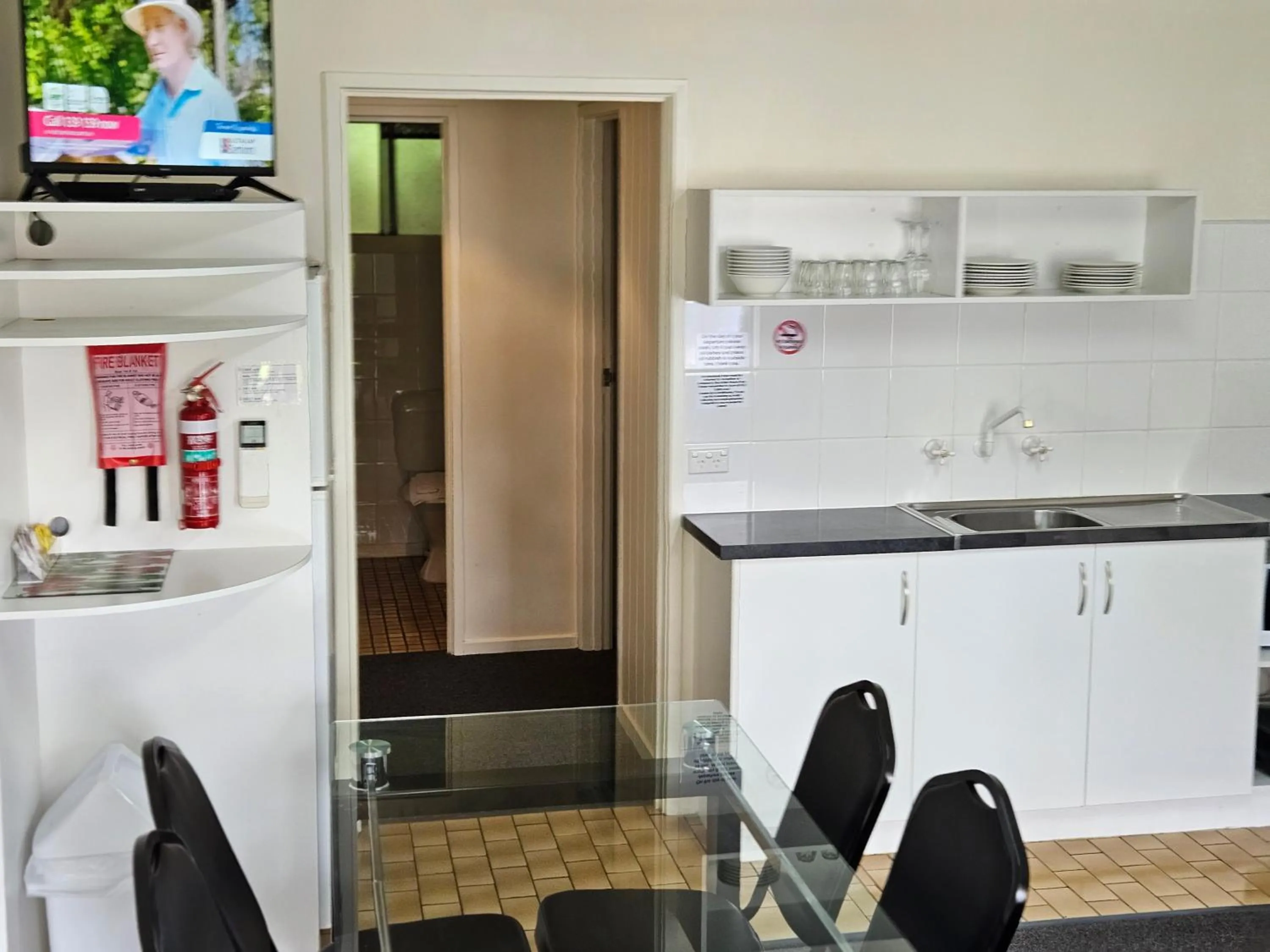 Living room in Warrnambool Motel and Holiday Park