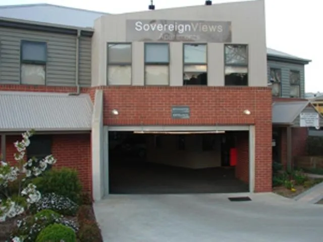 Facade/entrance in Sovereign Views Apartments