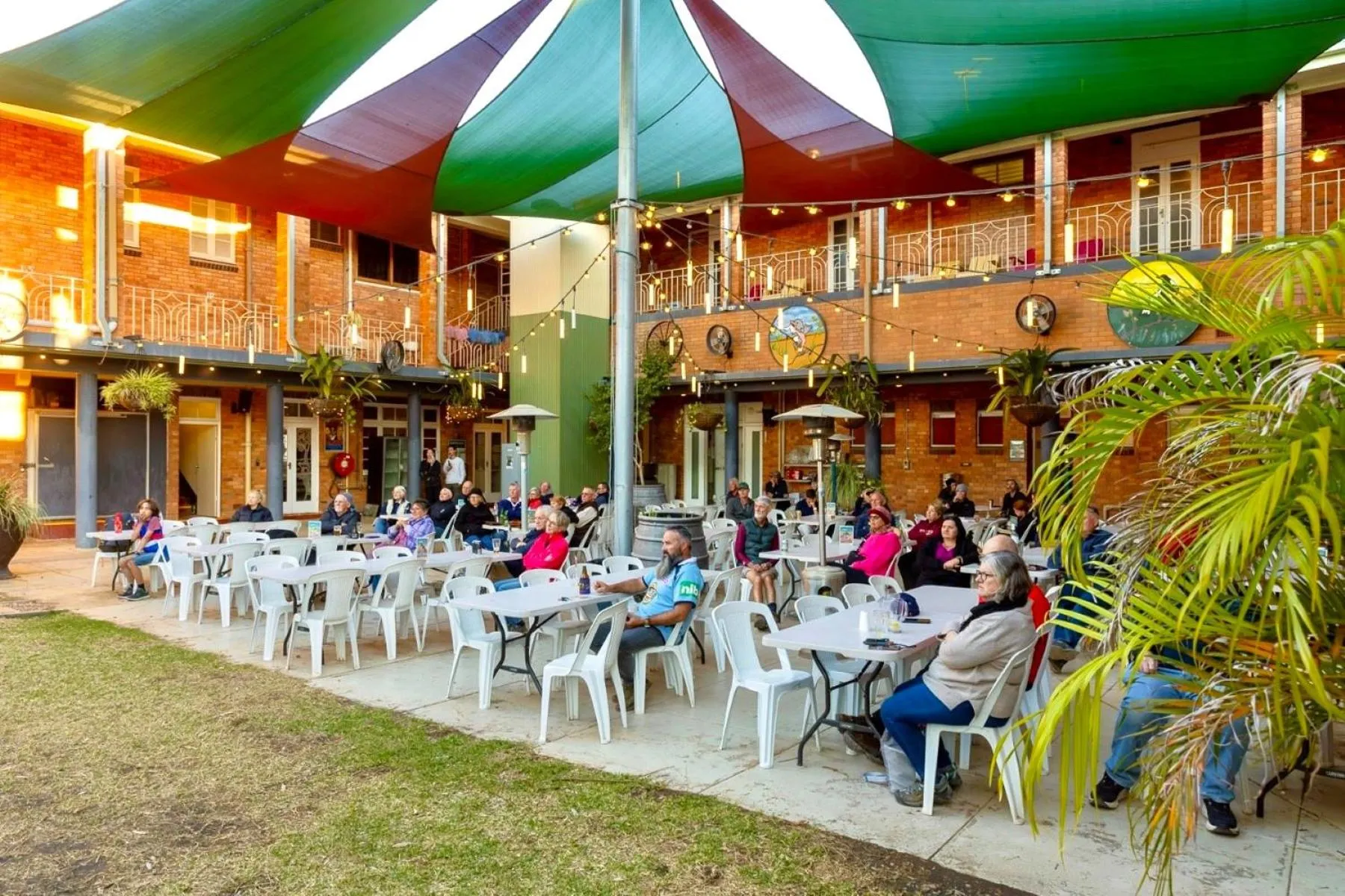 Garden in North Gregory Hotel