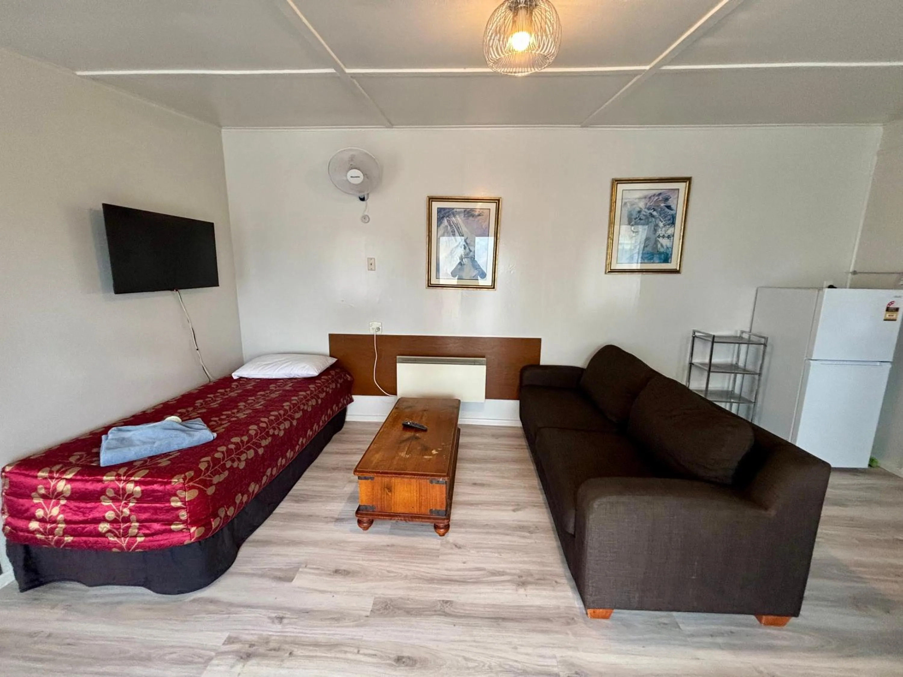 Seating area in Westshore Holiday Park