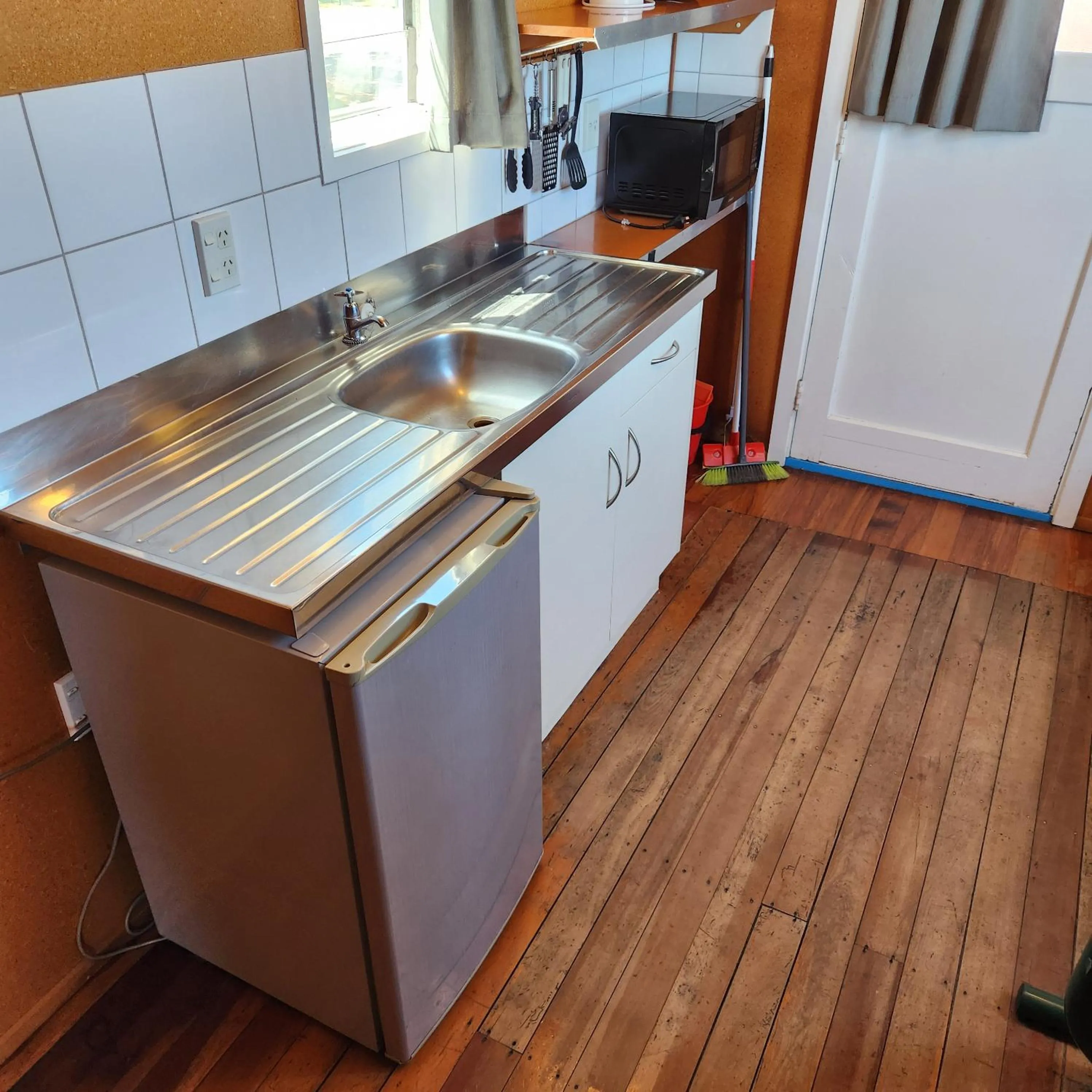 Kitchen or kitchenette in Westshore Holiday Park